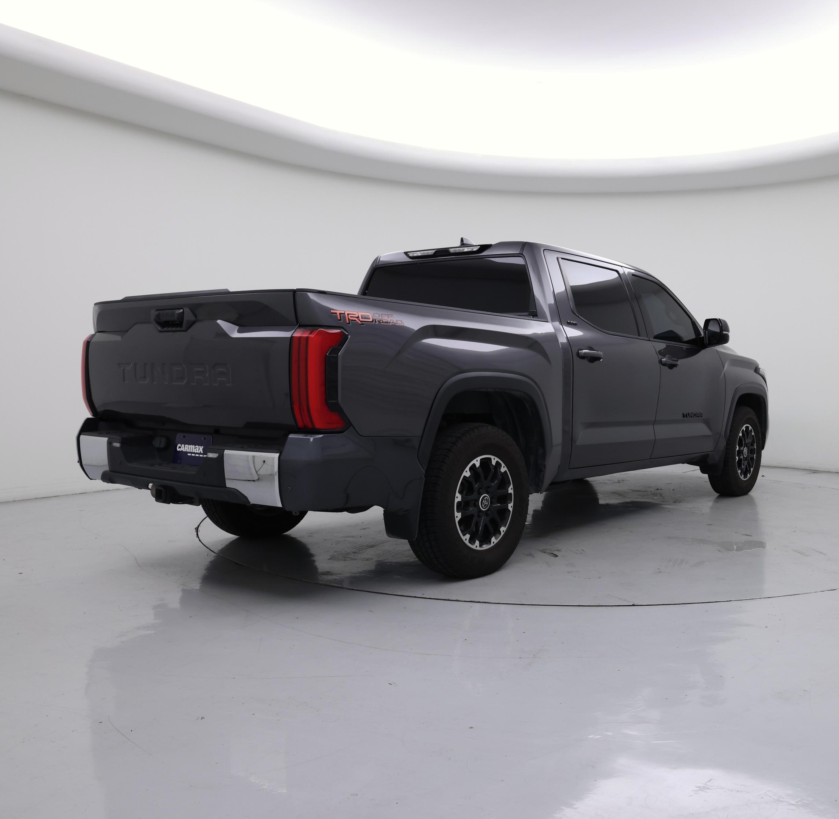 Thumbnail: 2022 Toyota Tundra - 8