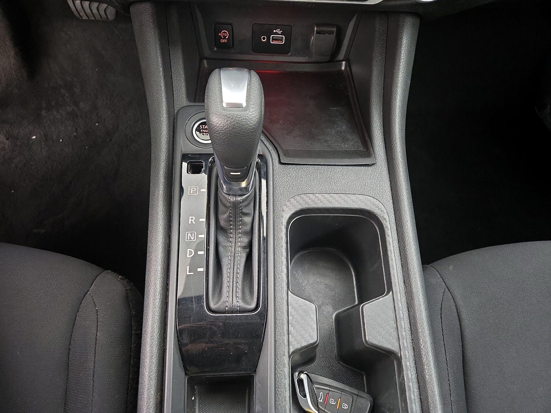 Thumbnail: 2024 Nissan Sentra - 17