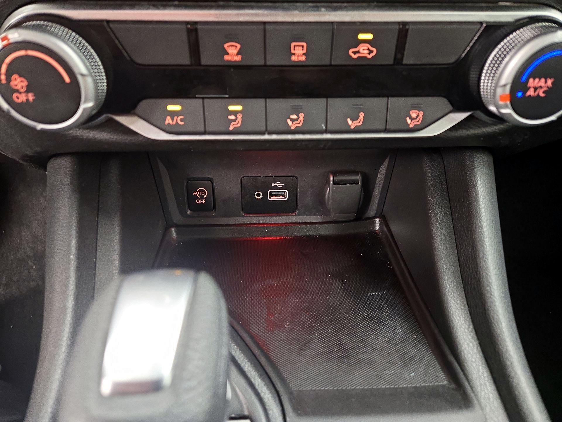 Thumbnail: 2024 Nissan Sentra - 18