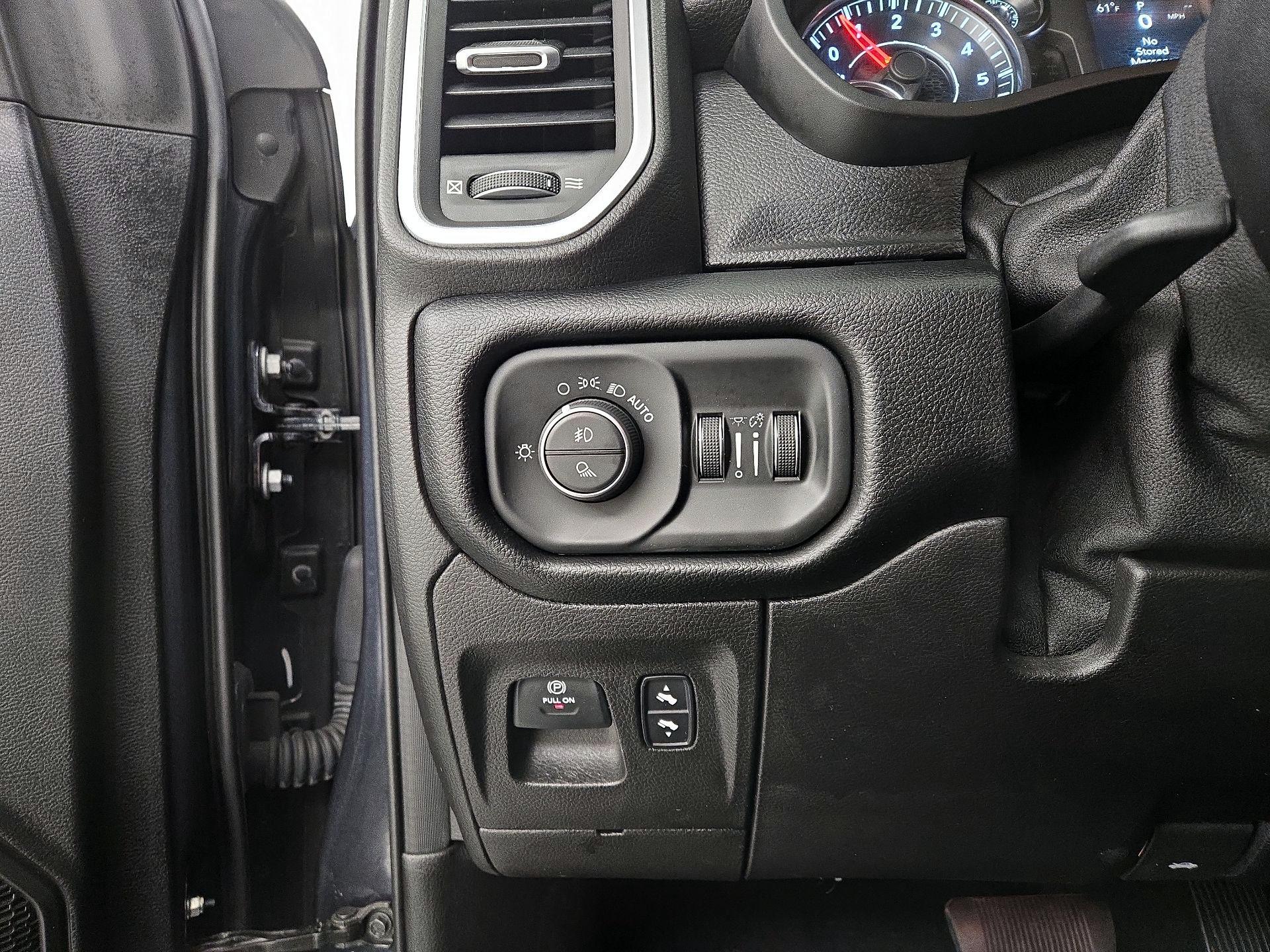 Thumbnail: 2019 RAM 1500 - 13