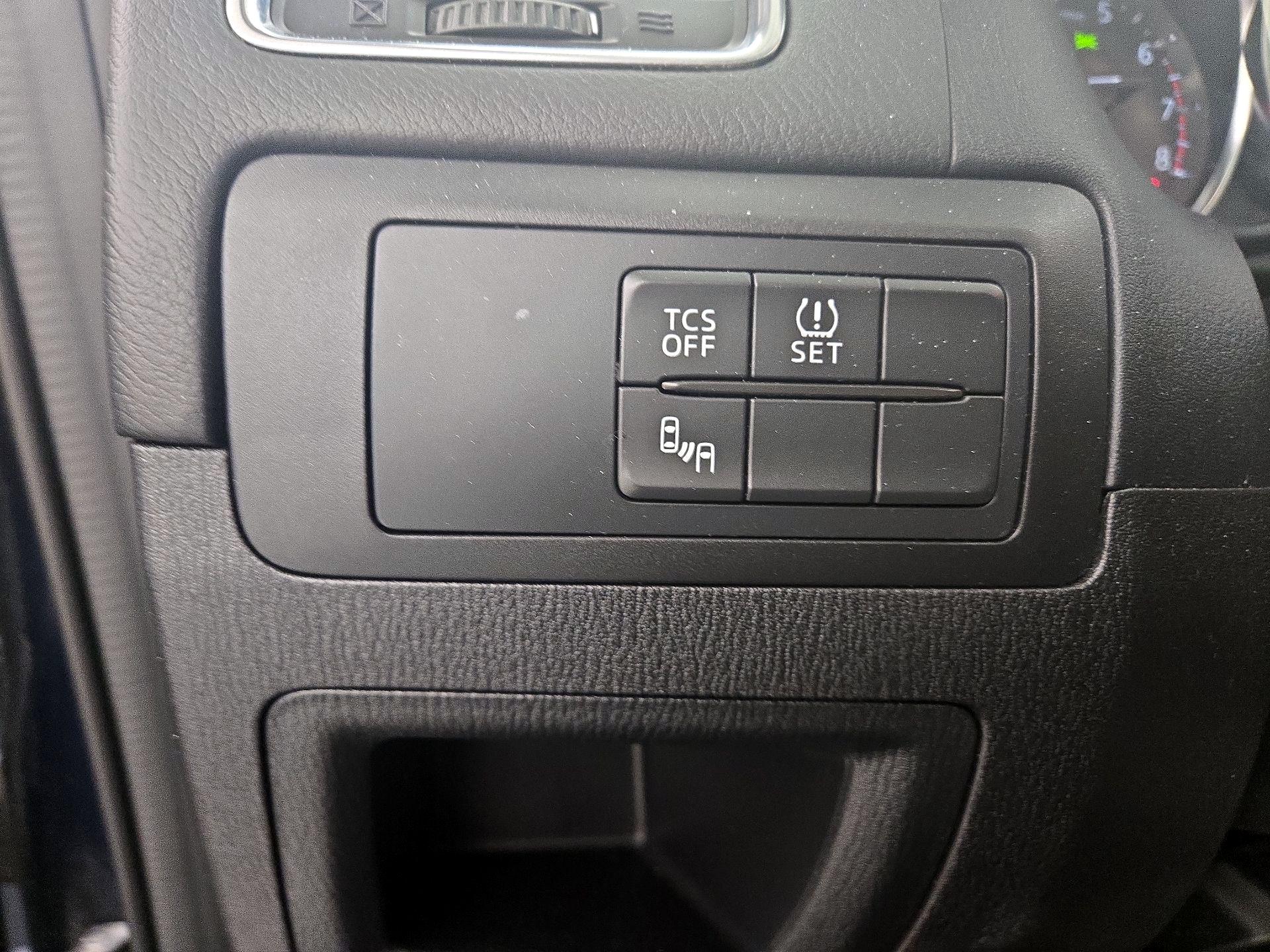 Thumbnail: 2016 Mazda CX-5 - 13