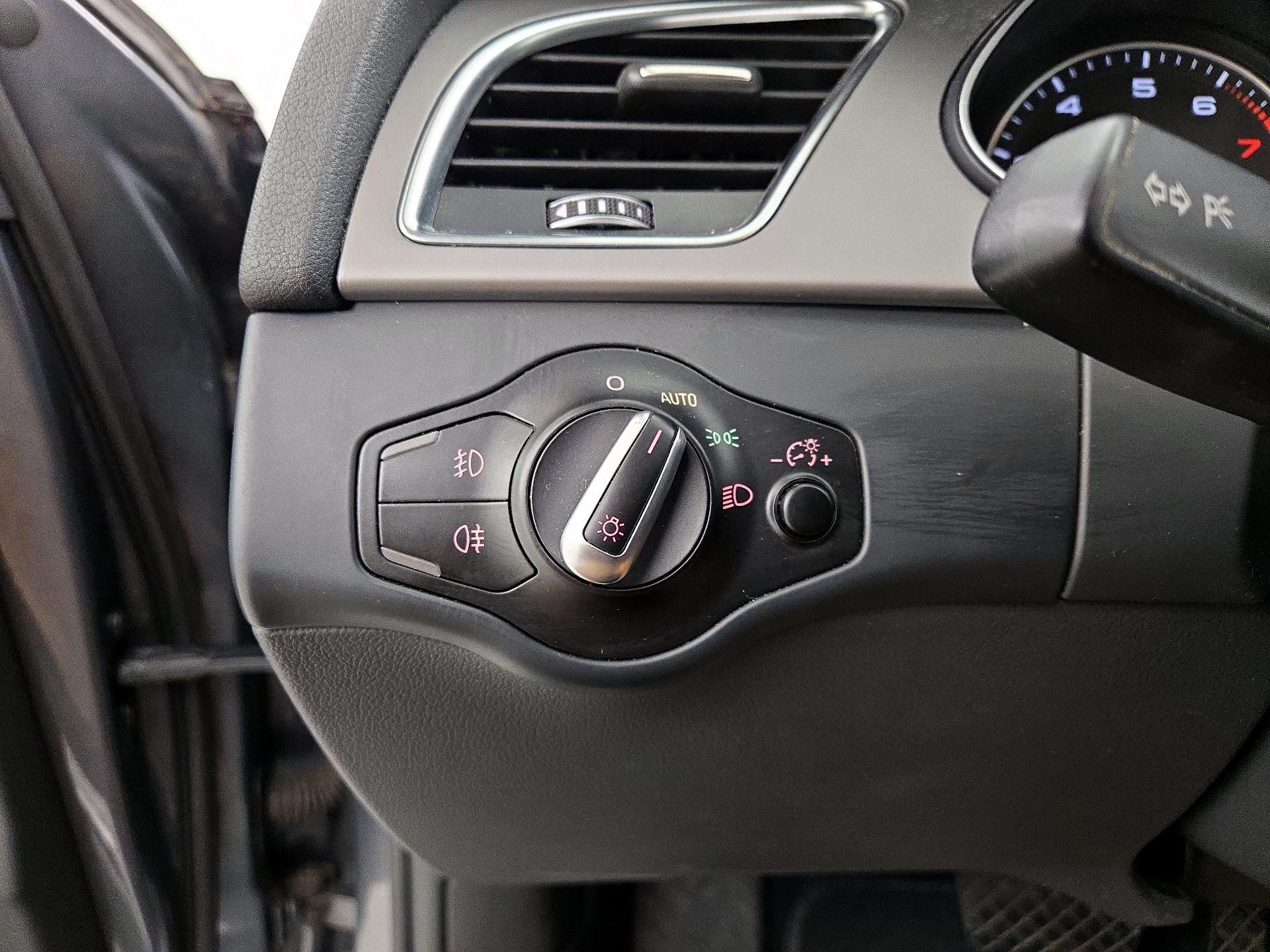 Thumbnail: 2015 Audi A4 - 13