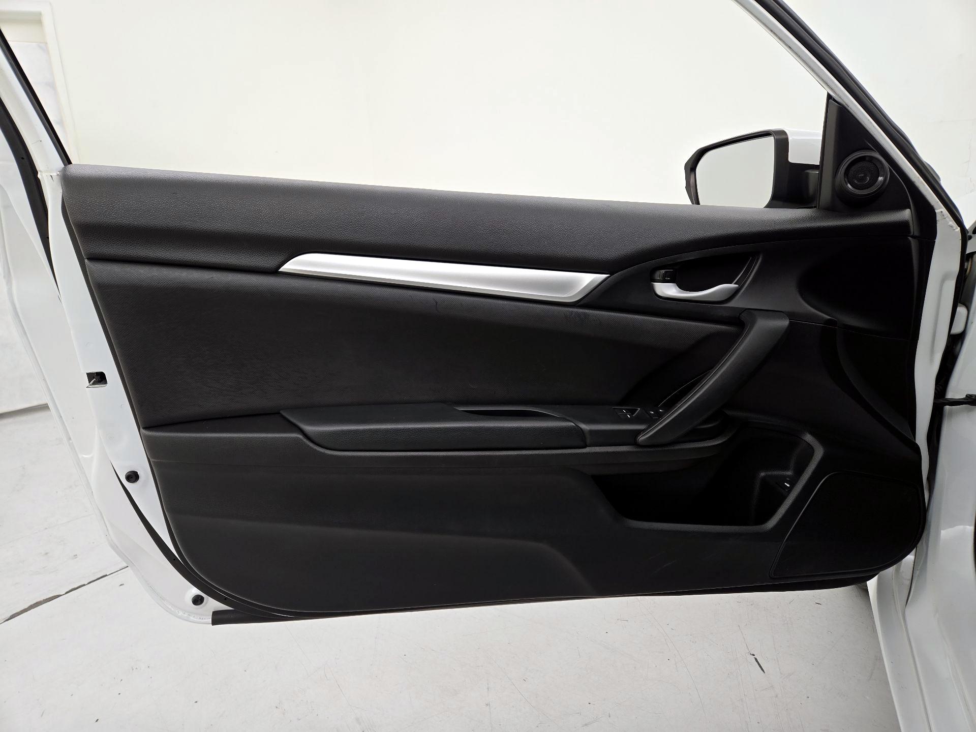 Thumbnail: 2020 Honda Civic - 12