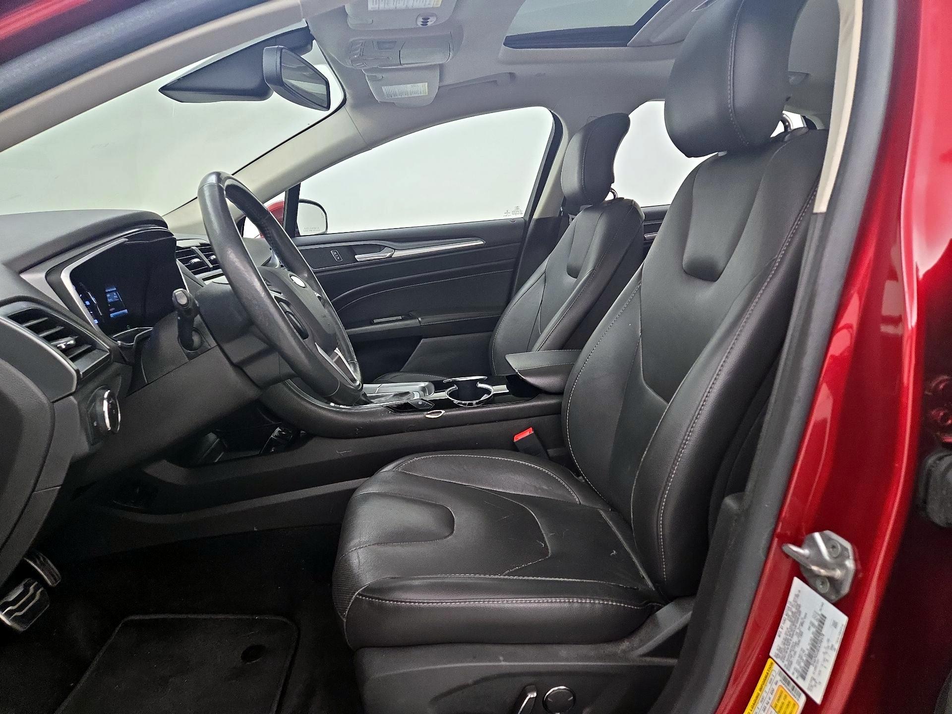 Thumbnail: 2014 Ford Fusion - 11