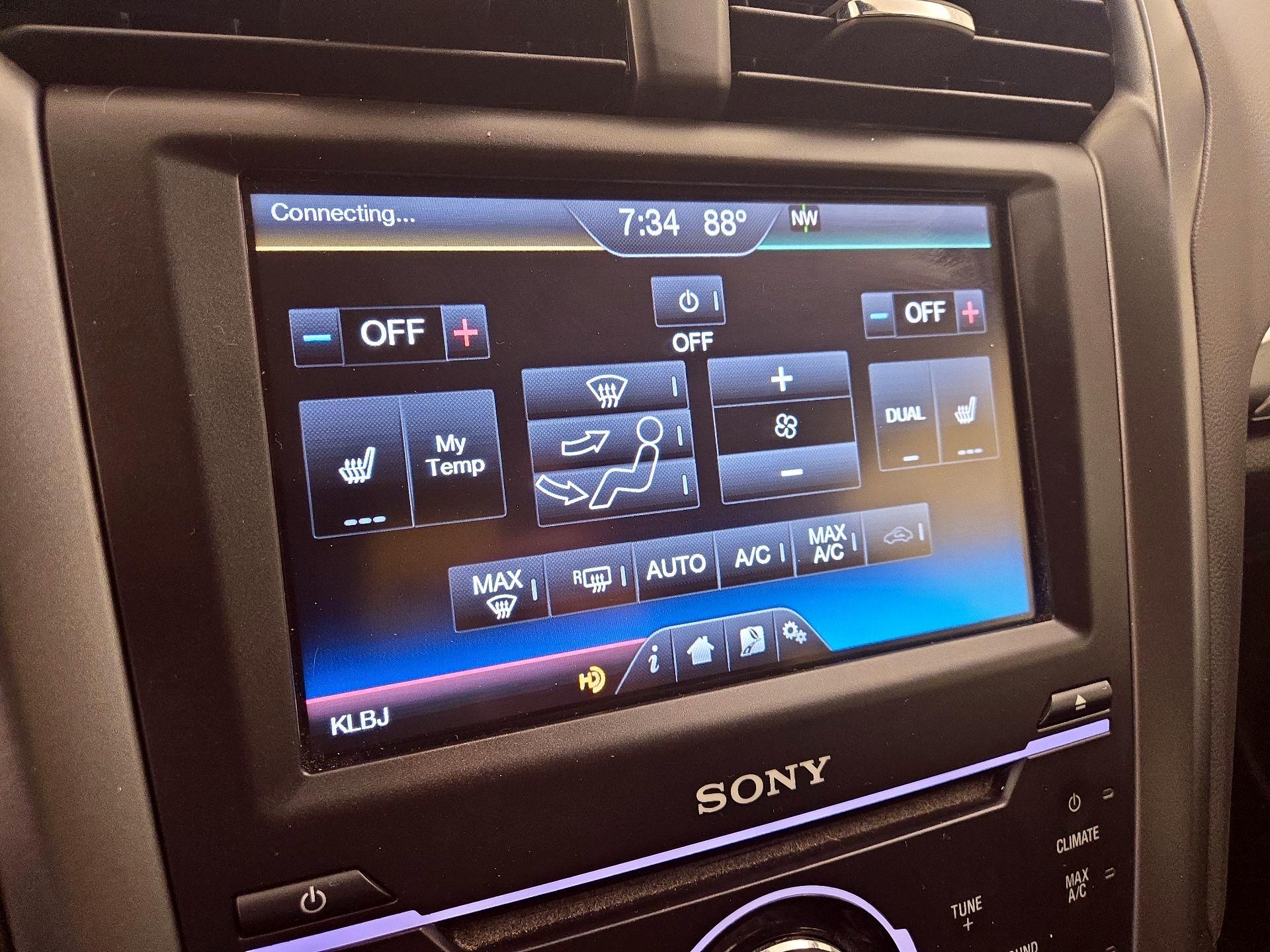 Thumbnail: 2014 Ford Fusion - 17