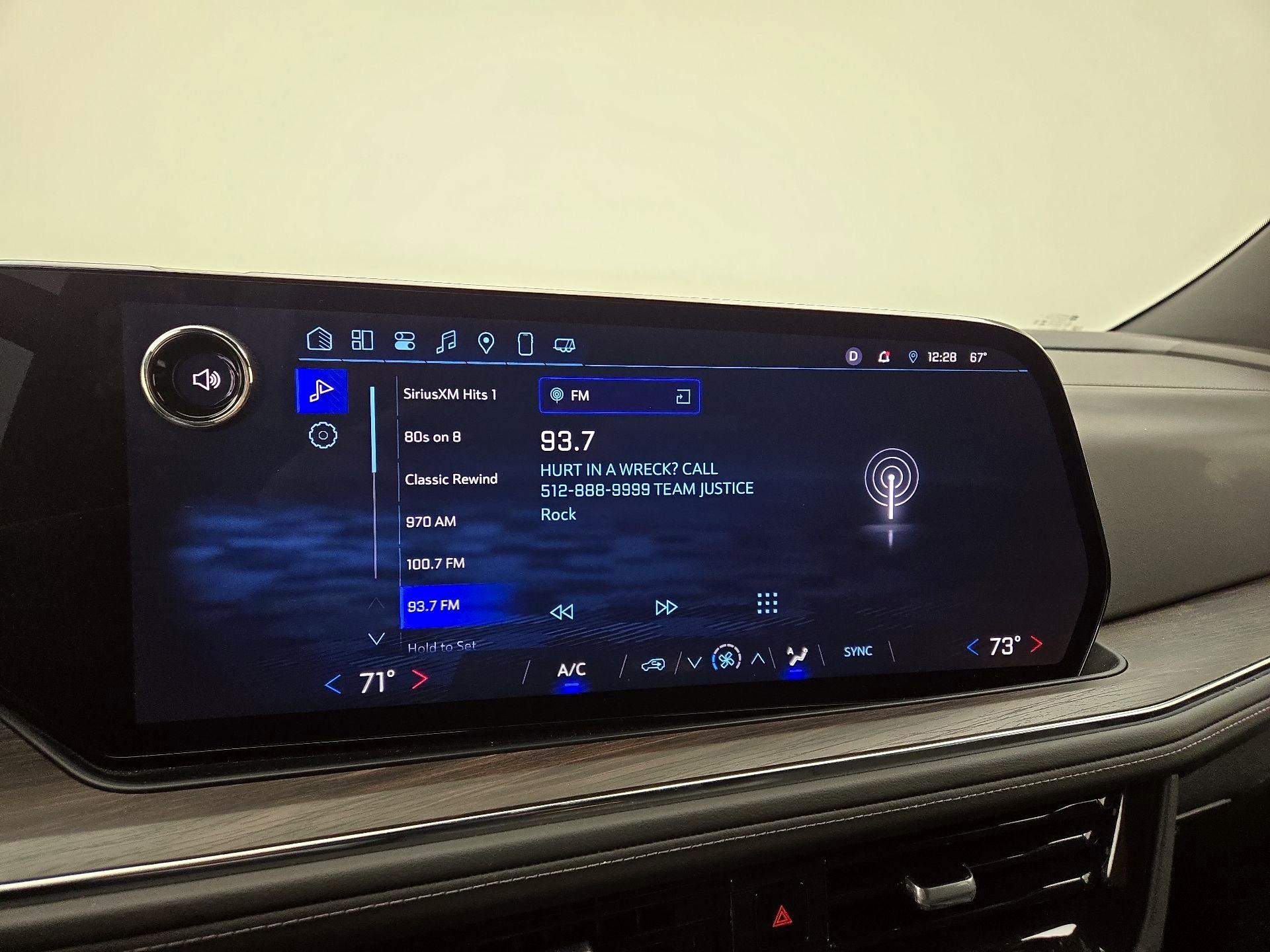 Thumbnail: 2025 Chevrolet Suburban - 16