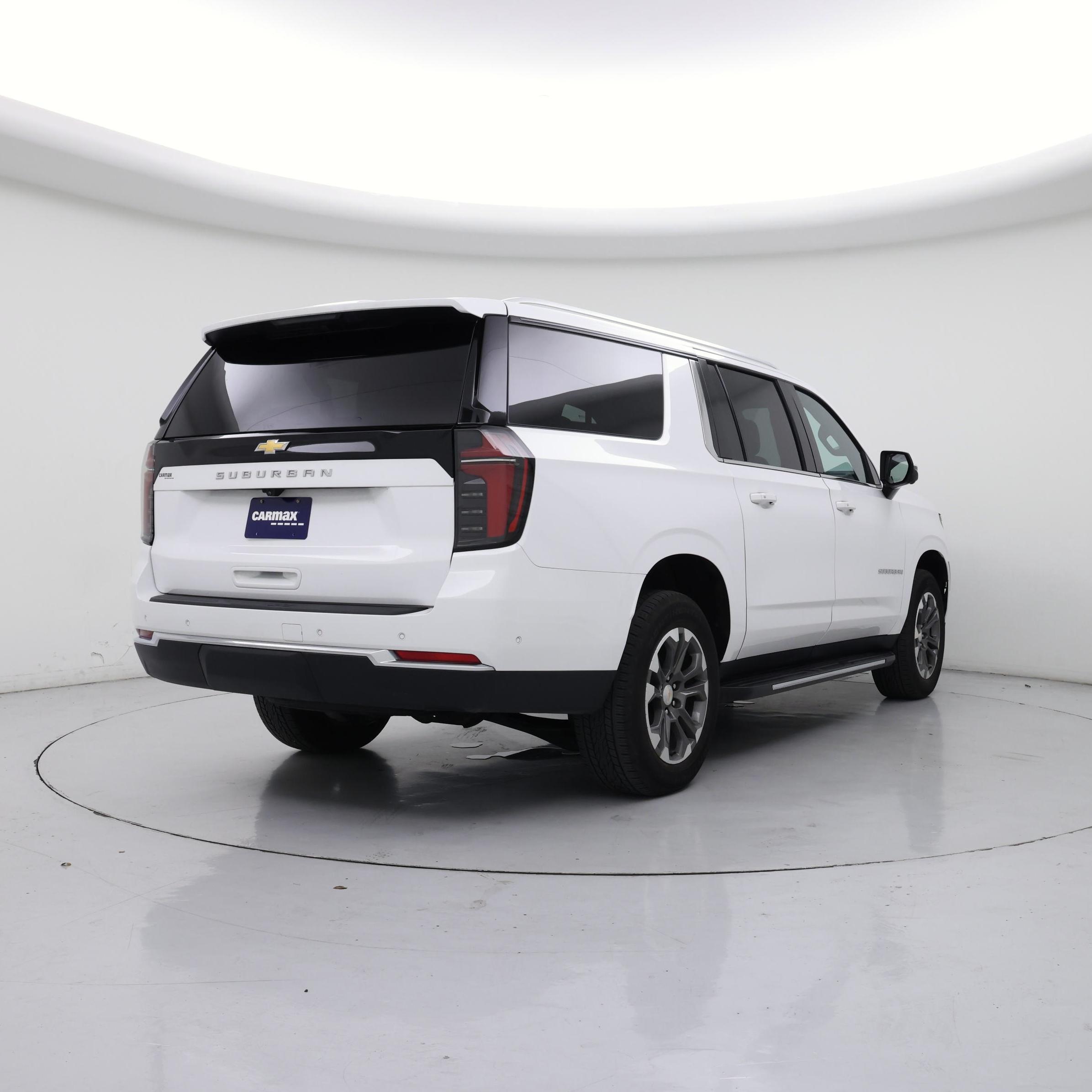 Thumbnail: 2025 Chevrolet Suburban - 8