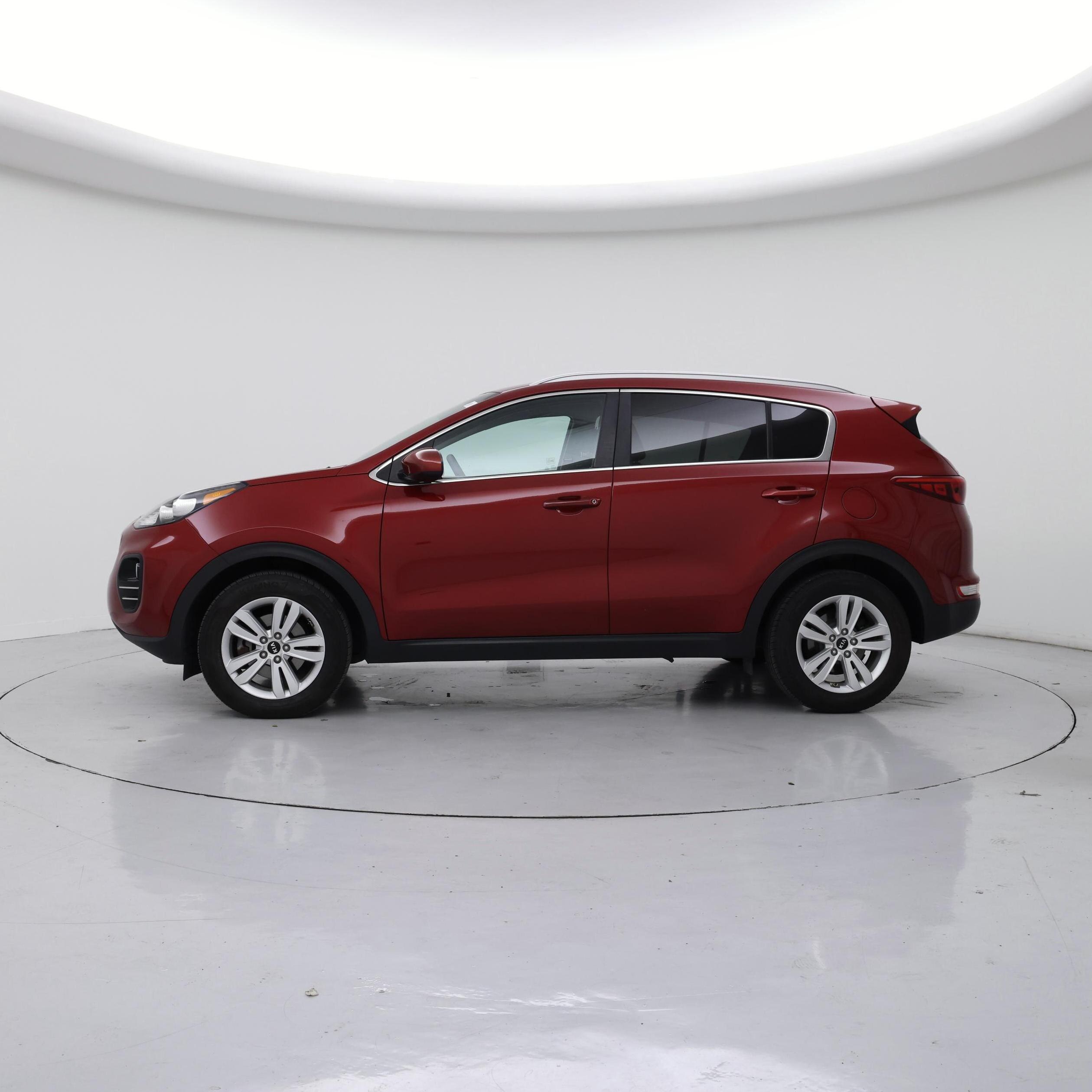Thumbnail: 2018 Kia Sportage - 3