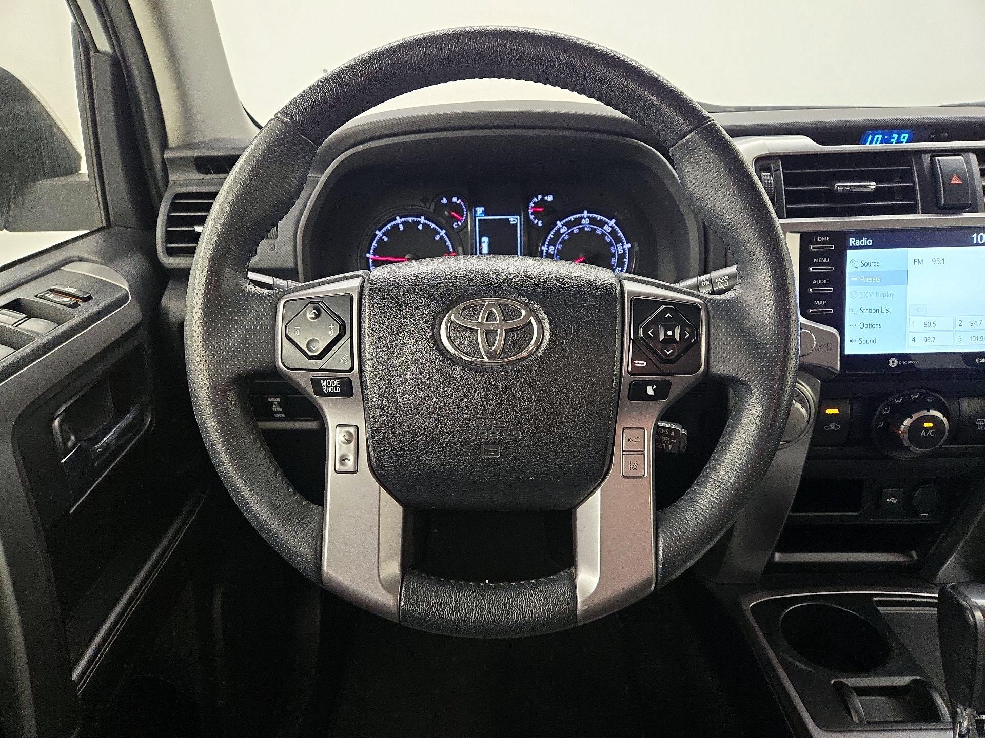 Thumbnail: 2021 Toyota 4Runner - 10