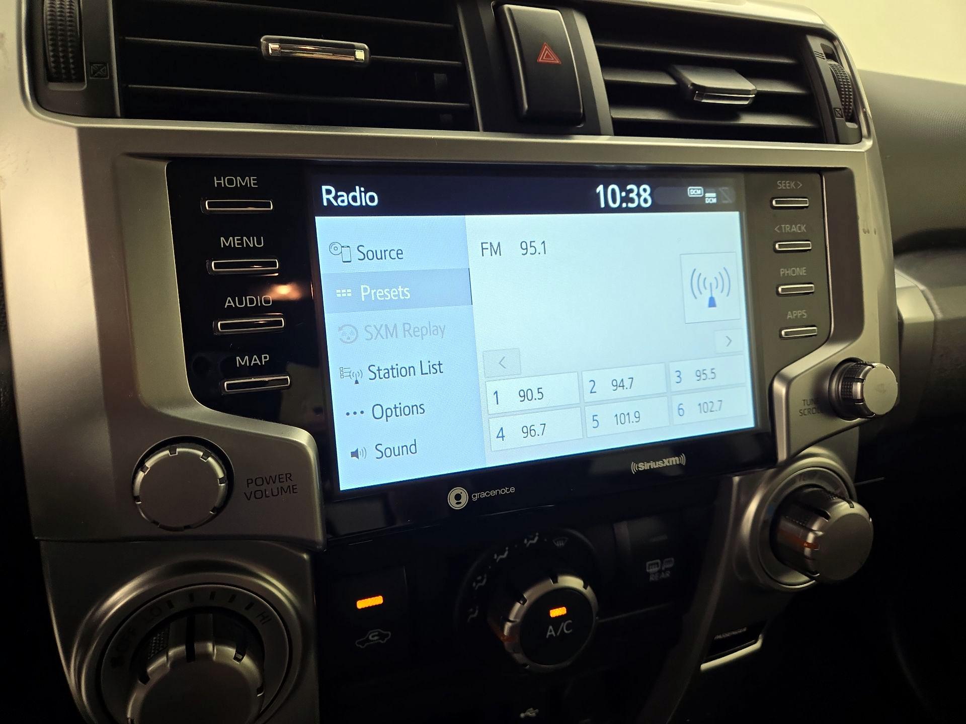 Thumbnail: 2021 Toyota 4Runner - 15