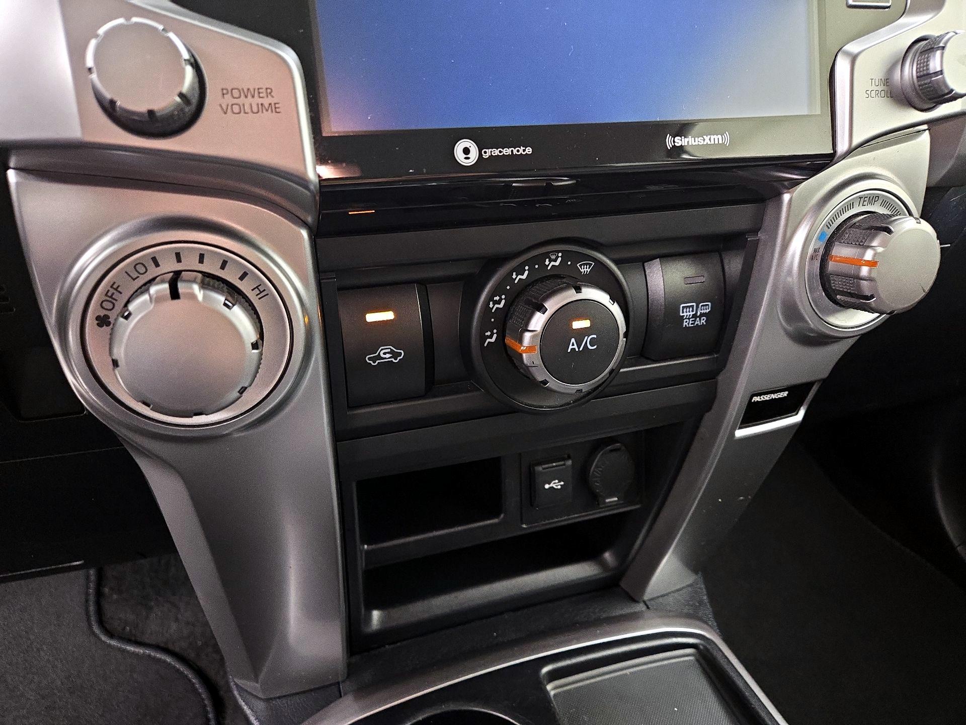 Thumbnail: 2021 Toyota 4Runner - 16