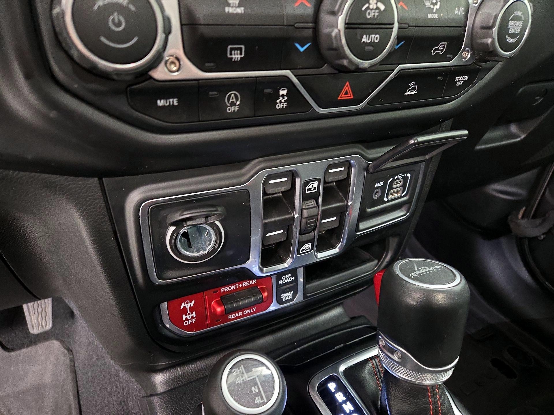 Thumbnail: 2021 Jeep Gladiator - 19