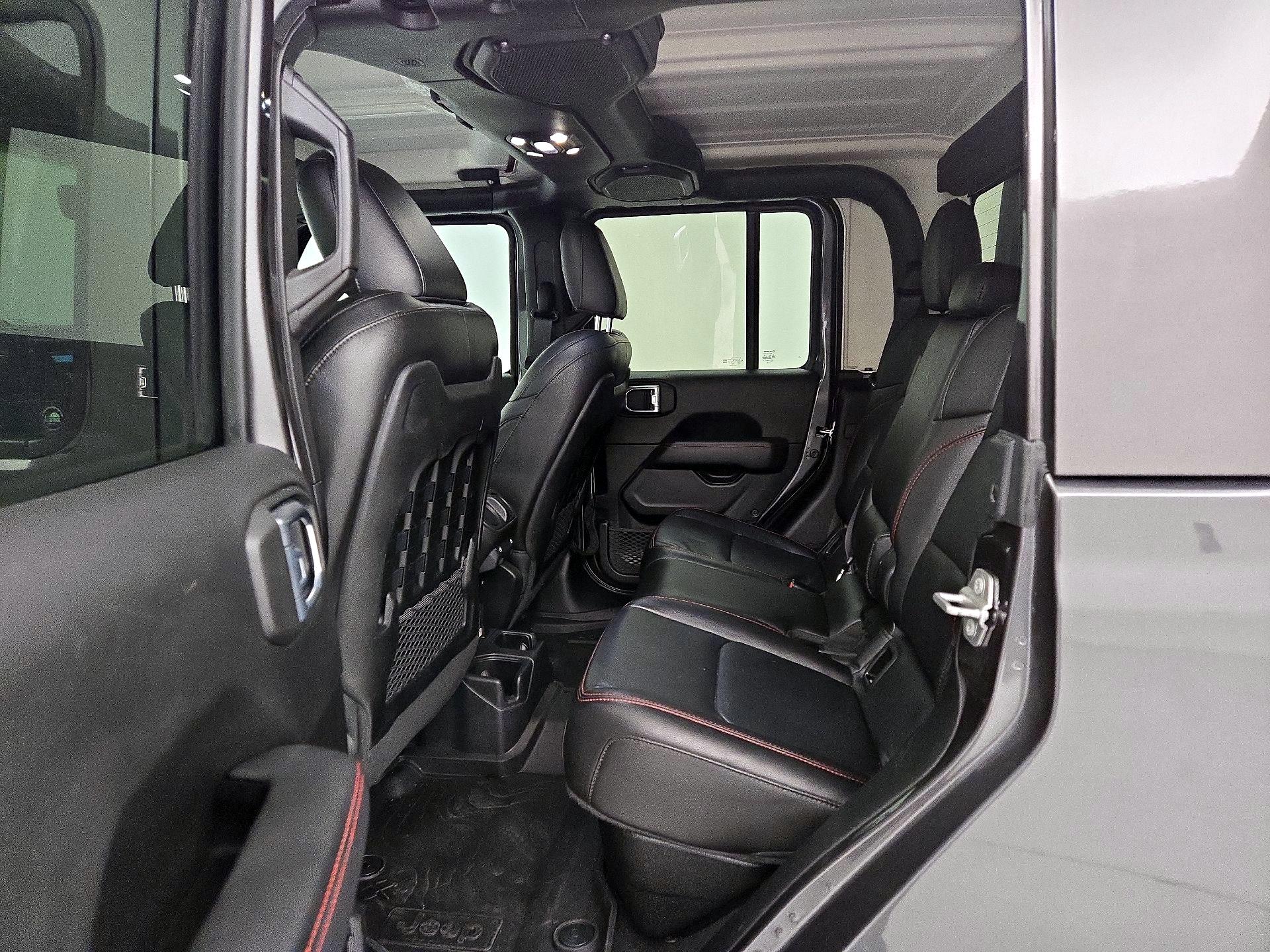 Thumbnail: 2021 Jeep Gladiator - 20