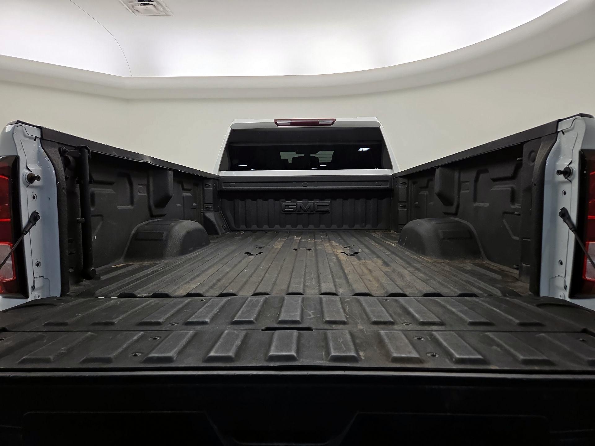 Thumbnail: 2022 GMC Sierra 3500 - 20