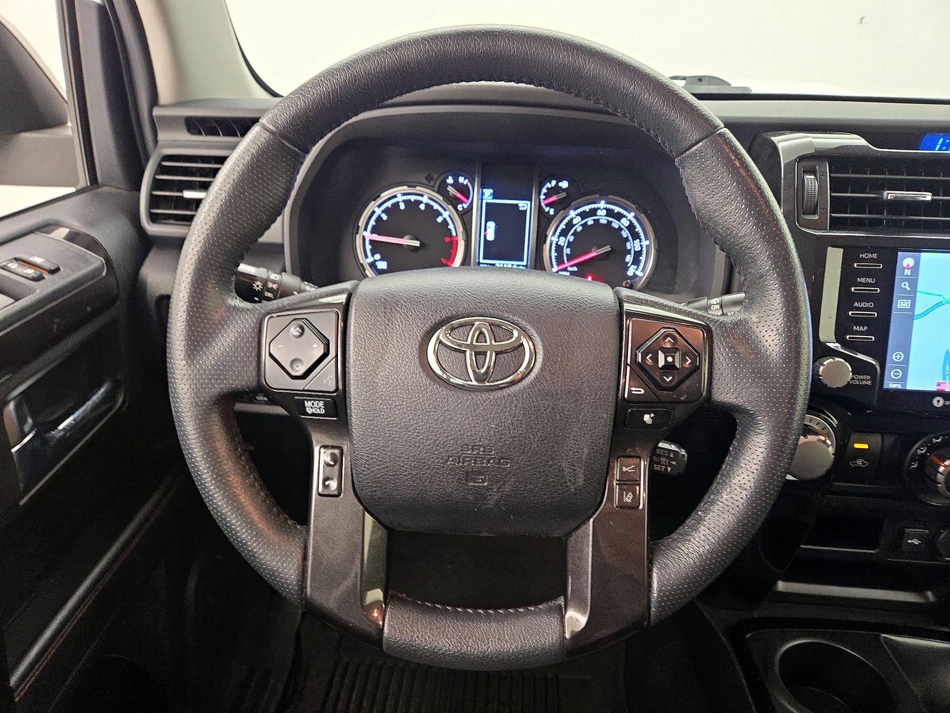 Thumbnail: 2021 Toyota 4Runner - 10