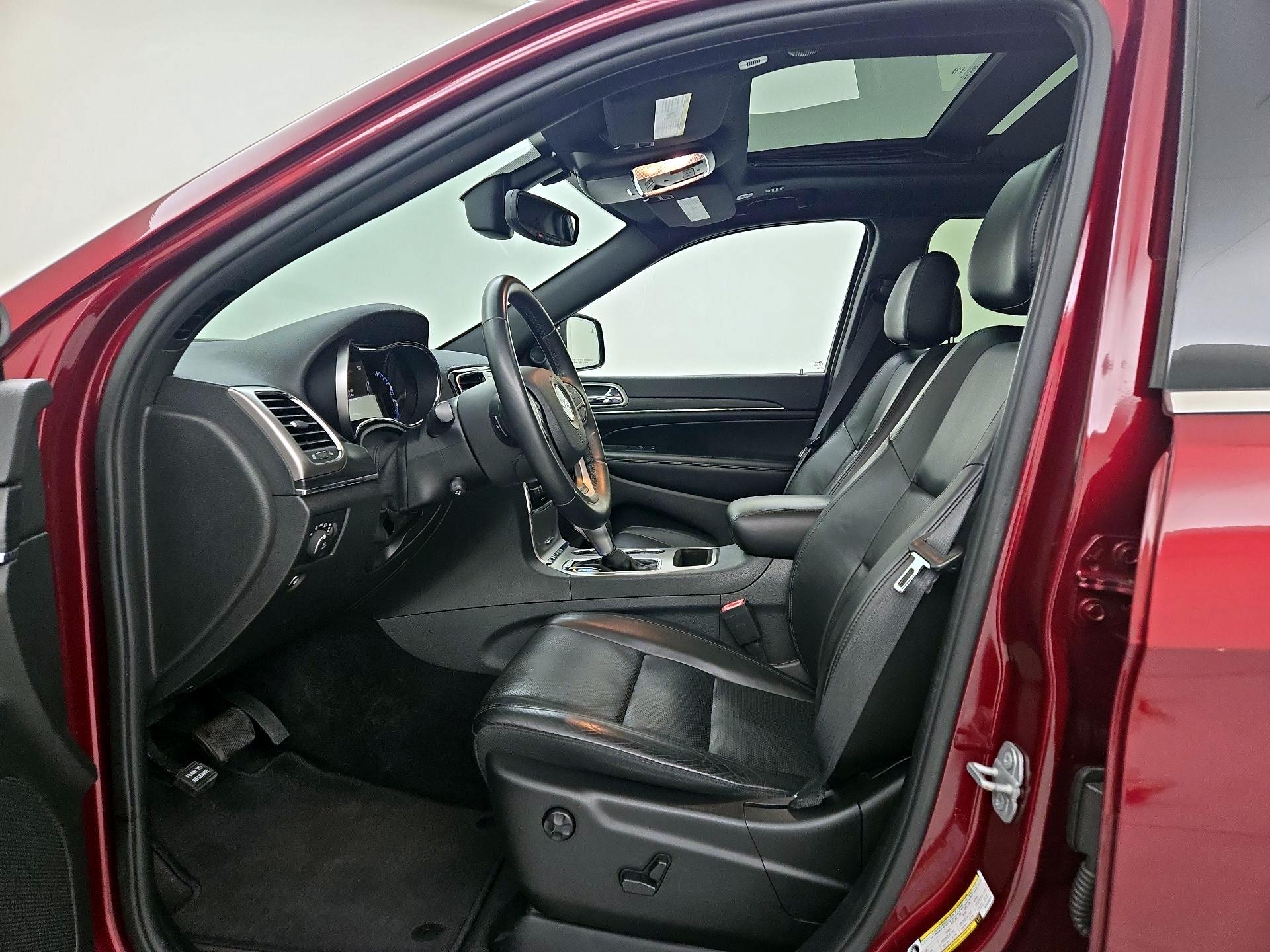 Thumbnail: 2019 Jeep Grand Cherokee - 11