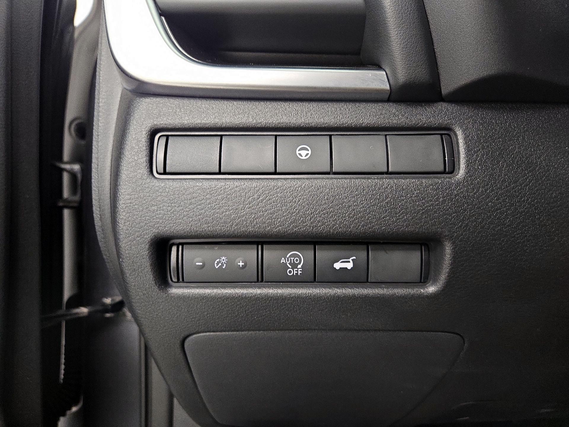 Thumbnail: 2023 Nissan Rogue - 13