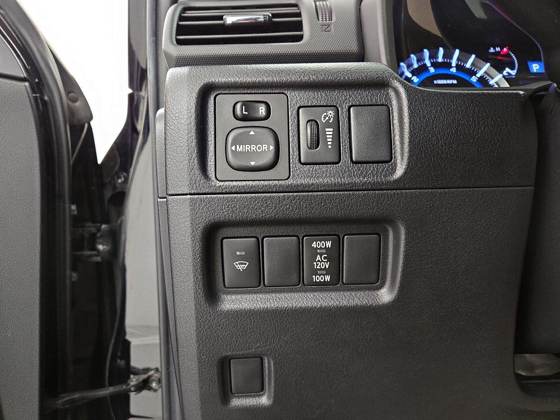 Thumbnail: 2018 Toyota 4Runner - 13