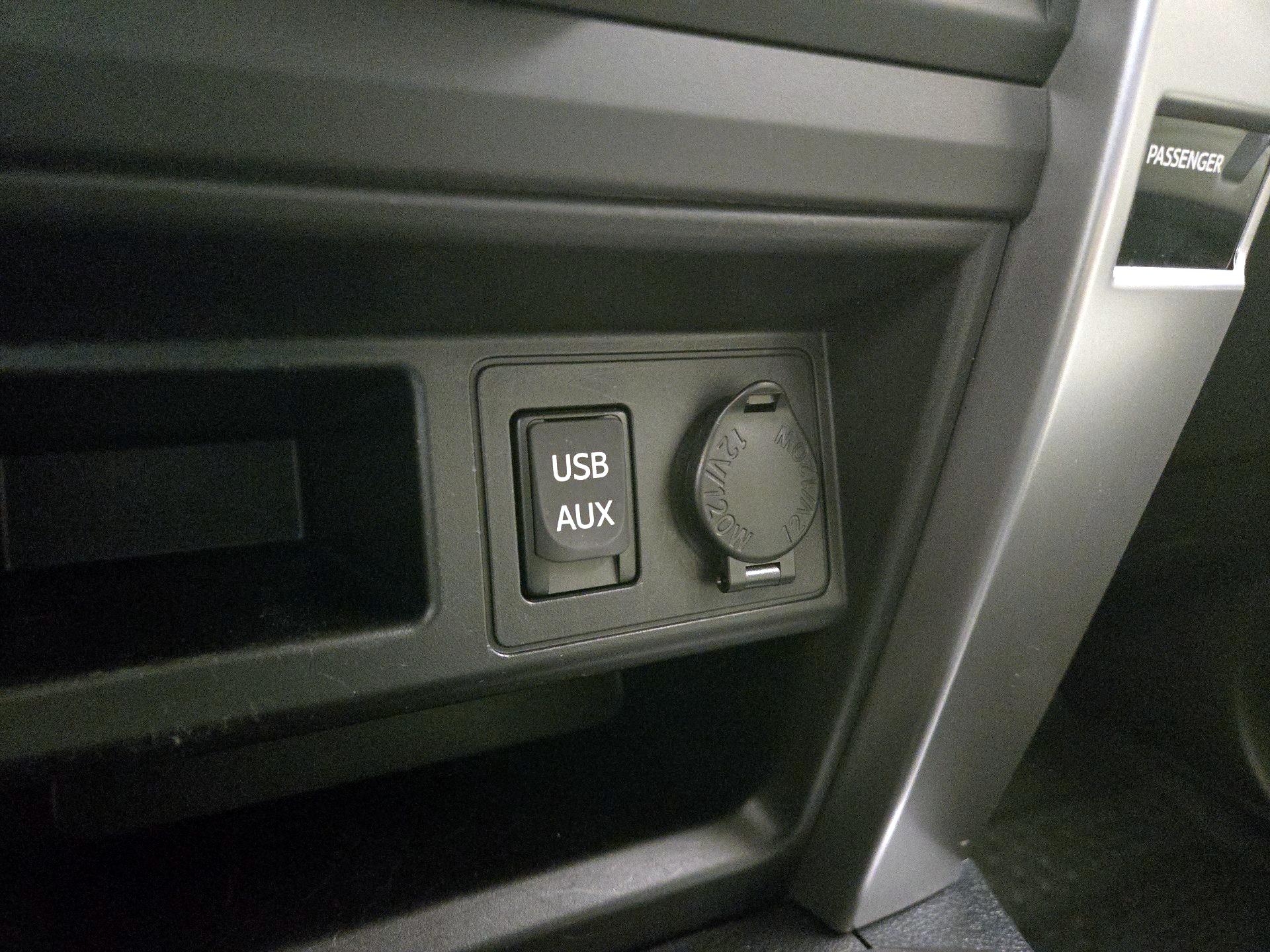 Thumbnail: 2018 Toyota 4Runner - 19