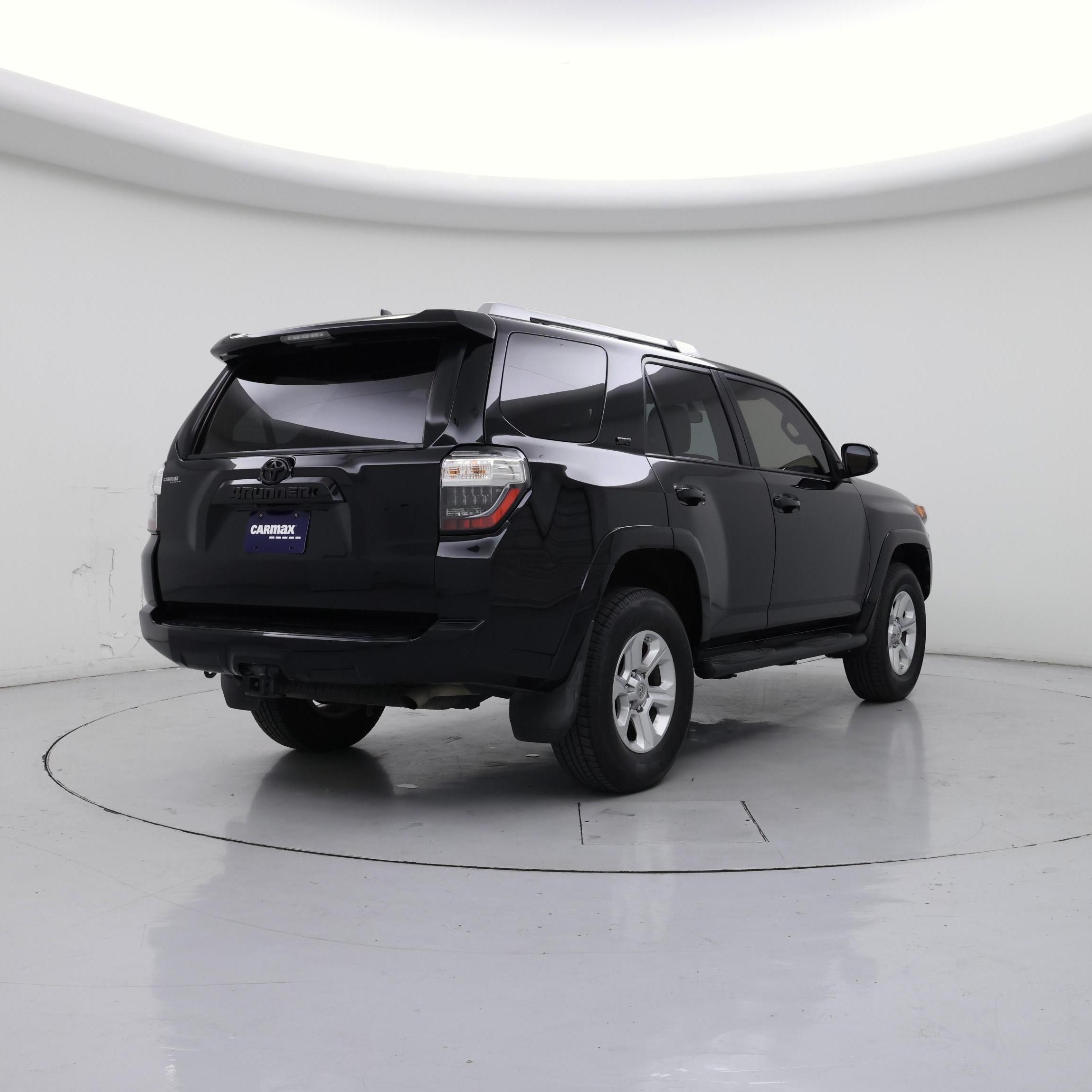 Thumbnail: 2018 Toyota 4Runner - 8