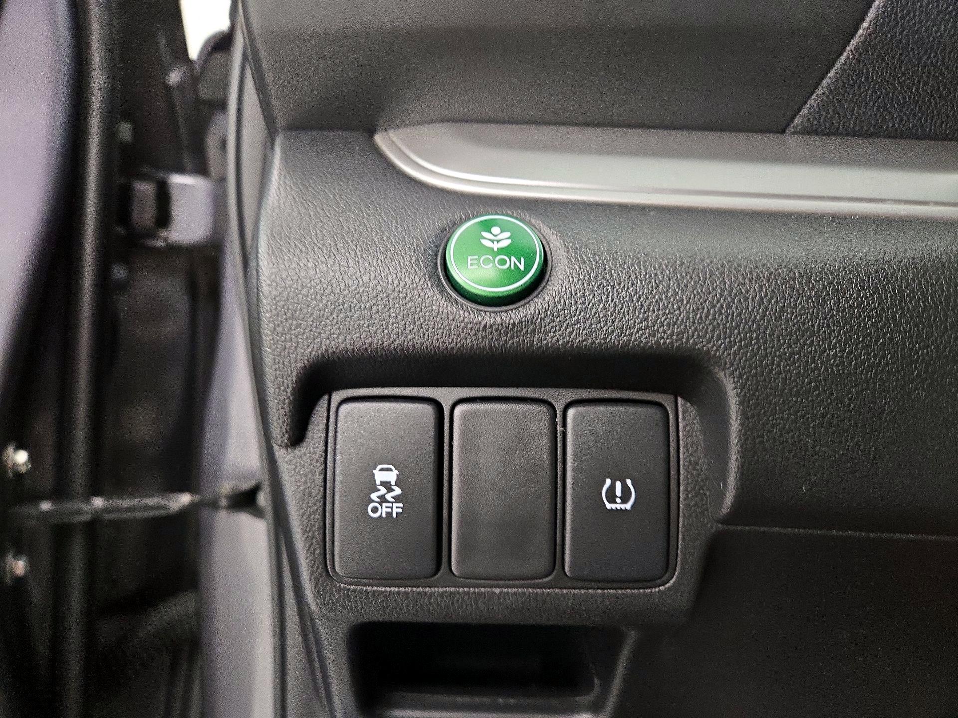 Thumbnail: 2016 Honda CR-V - 13