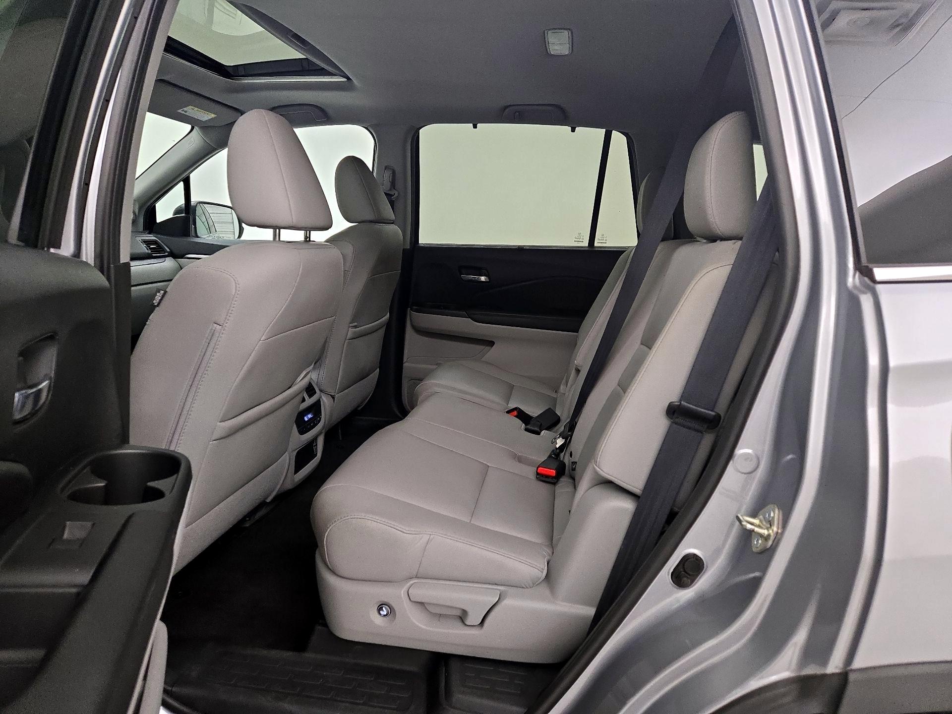 Thumbnail: 2021 Honda Pilot - 20