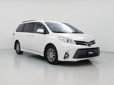 2020 Toyota Sienna XLE