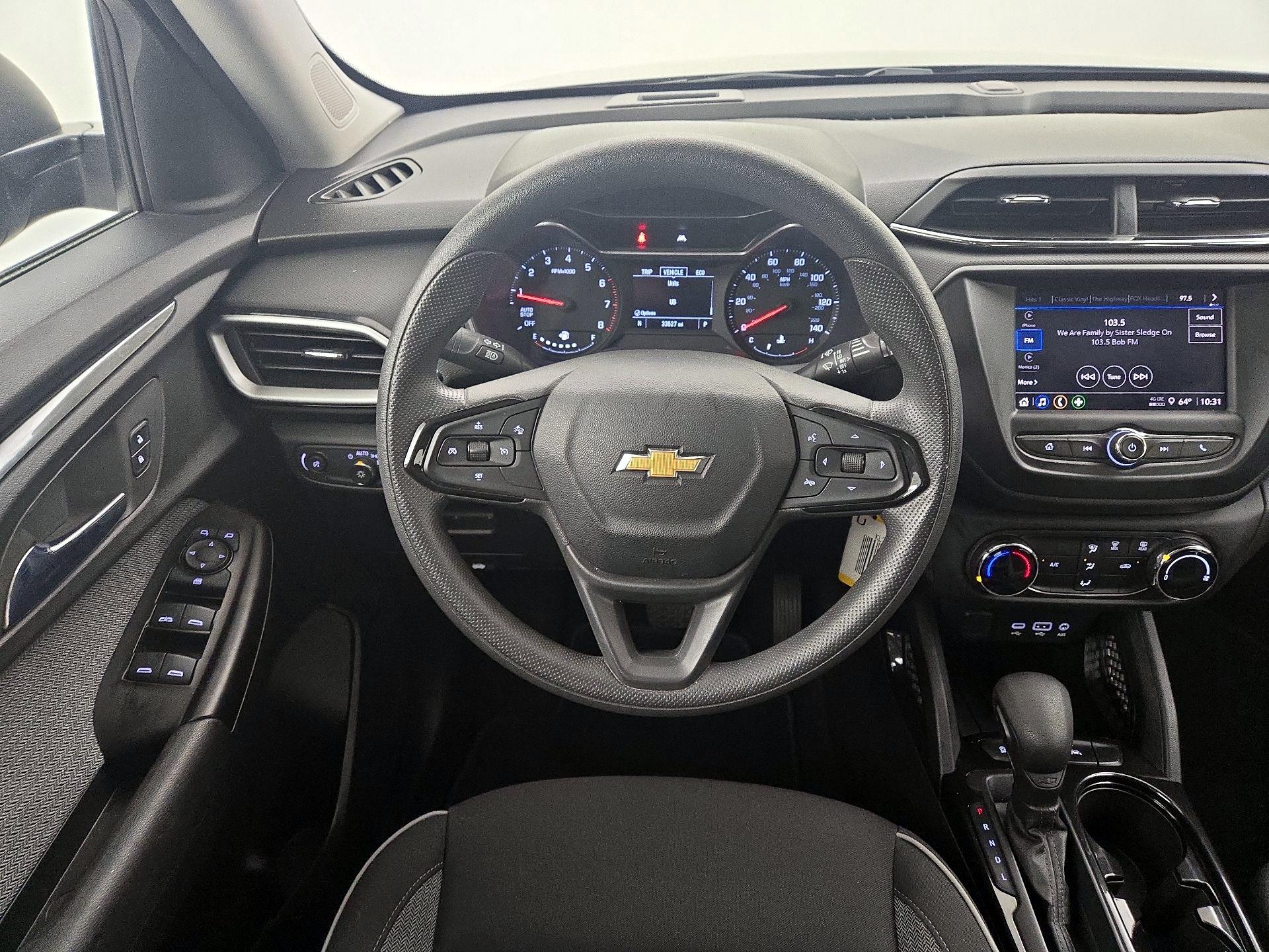 Thumbnail: 2023 Chevrolet TrailBlazer - 10