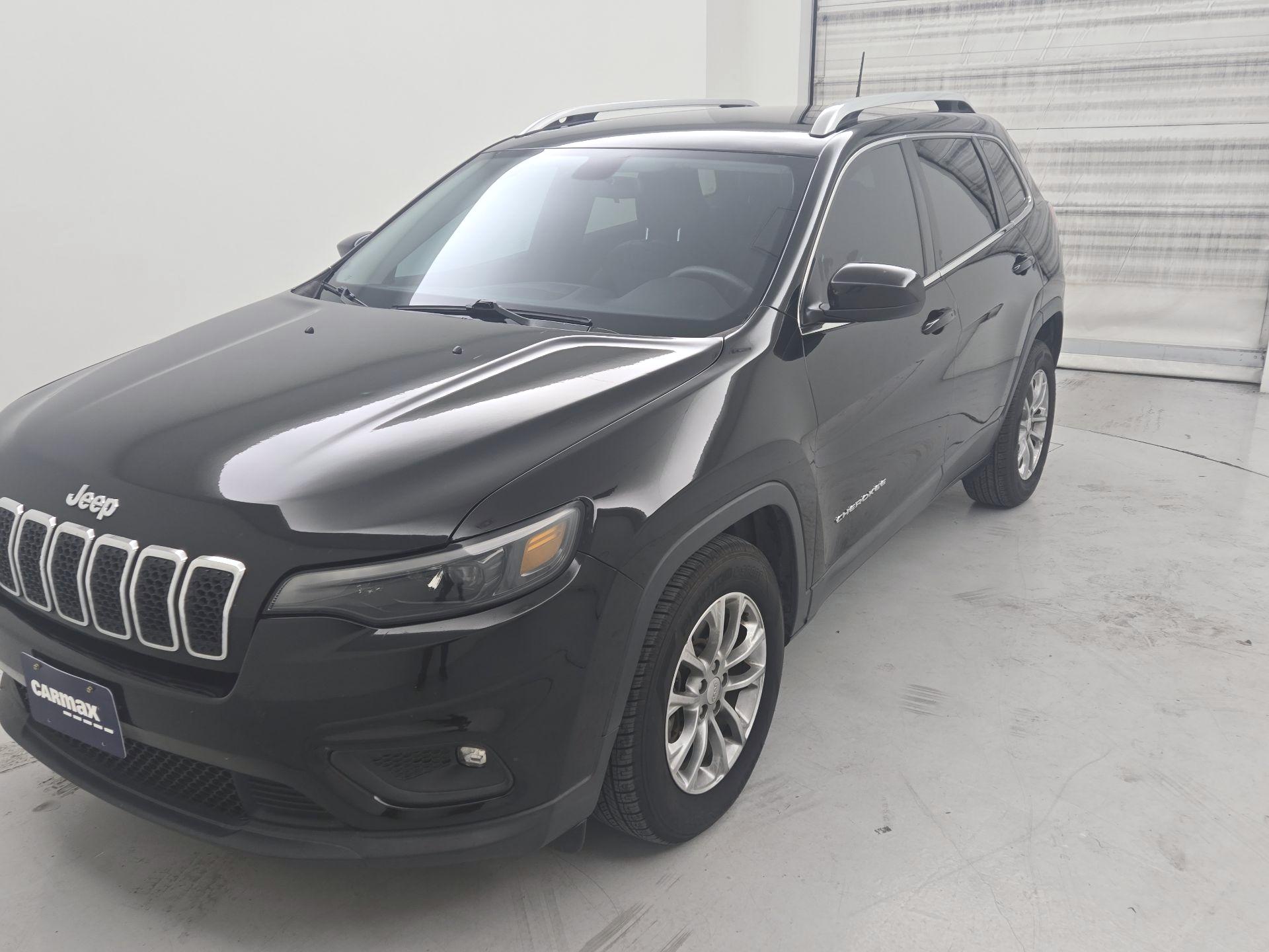 Thumbnail: 2019 Jeep Cherokee - 3