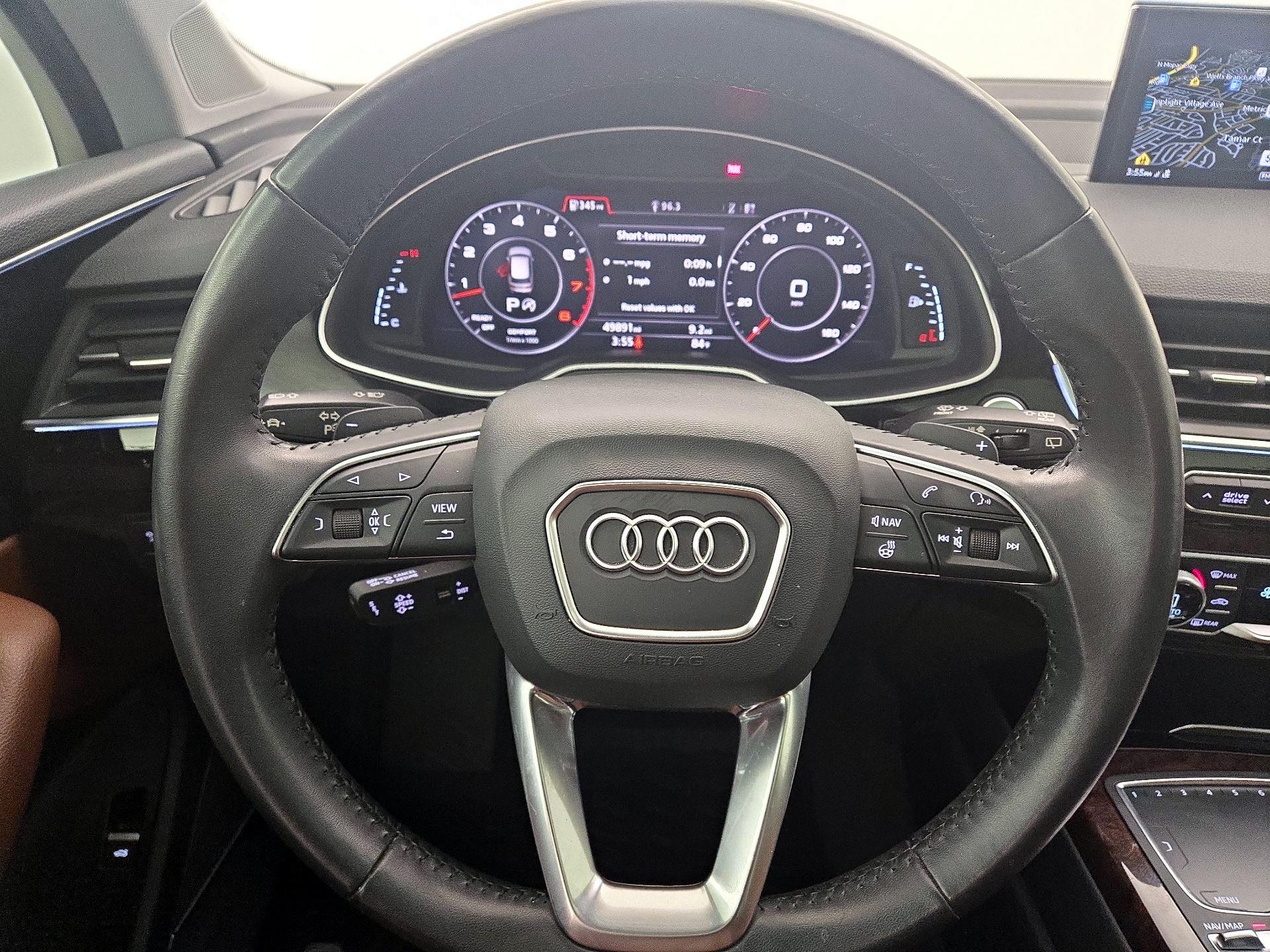 Thumbnail: 2019 Audi Q7 - 10