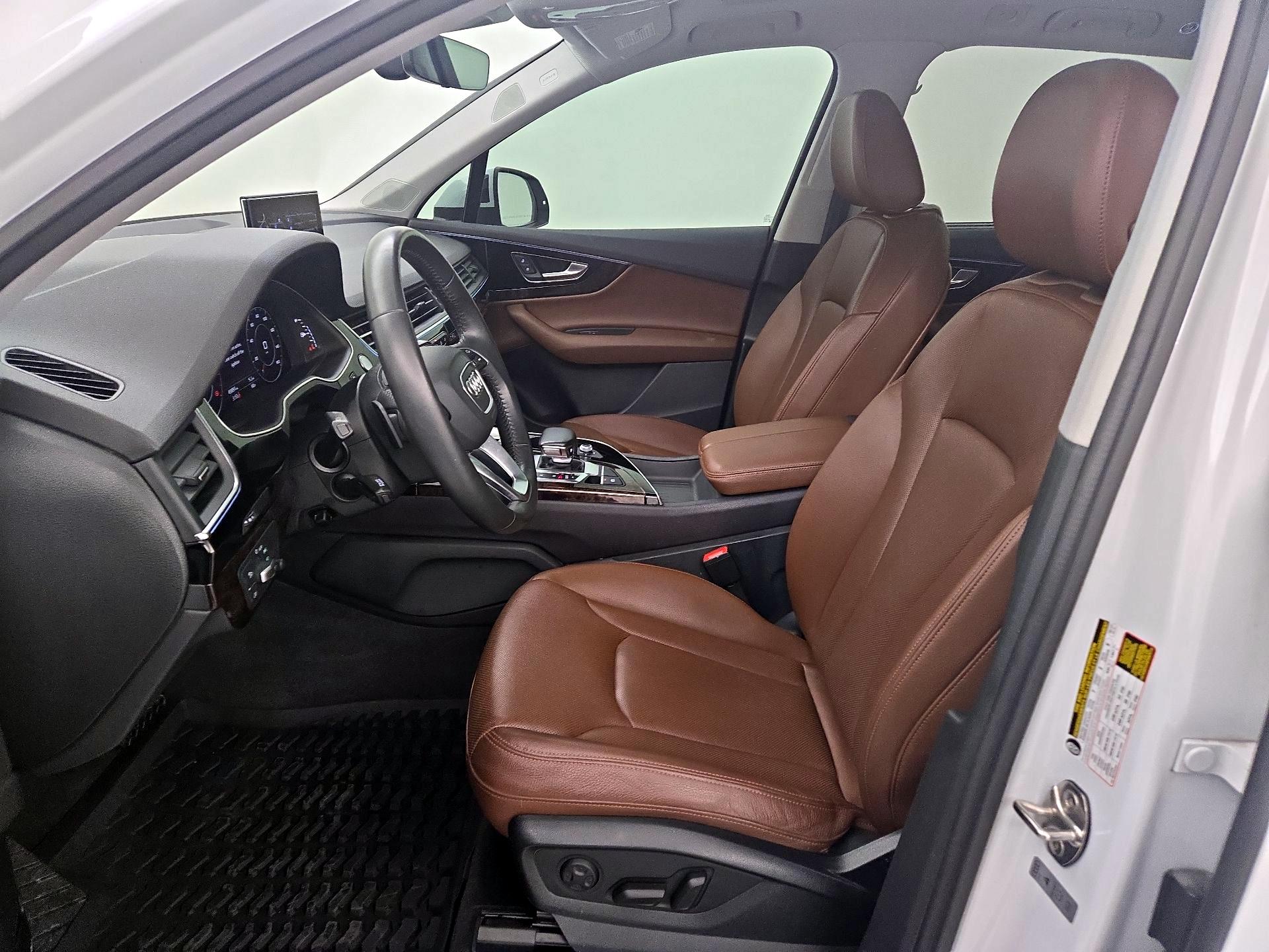 Thumbnail: 2019 Audi Q7 - 11