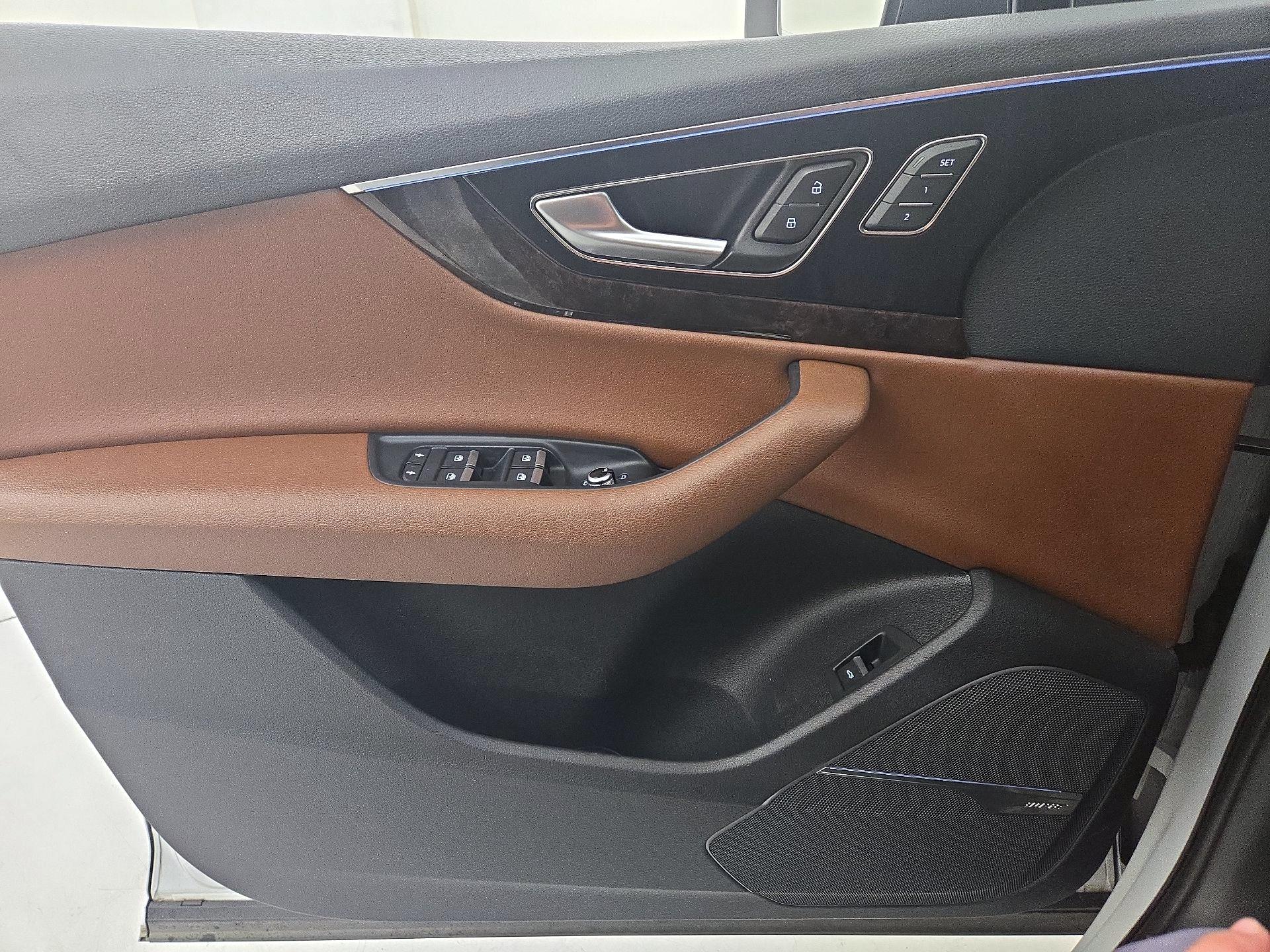 Thumbnail: 2019 Audi Q7 - 12