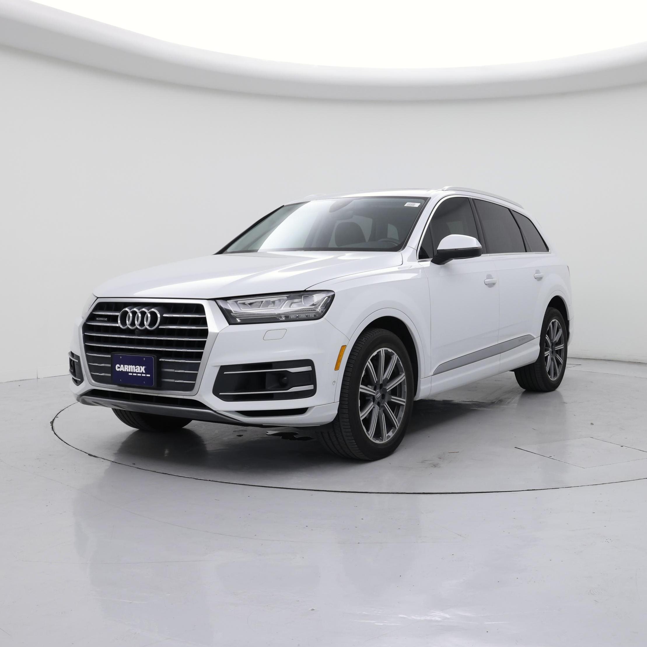 Thumbnail: 2019 Audi Q7 - 4
