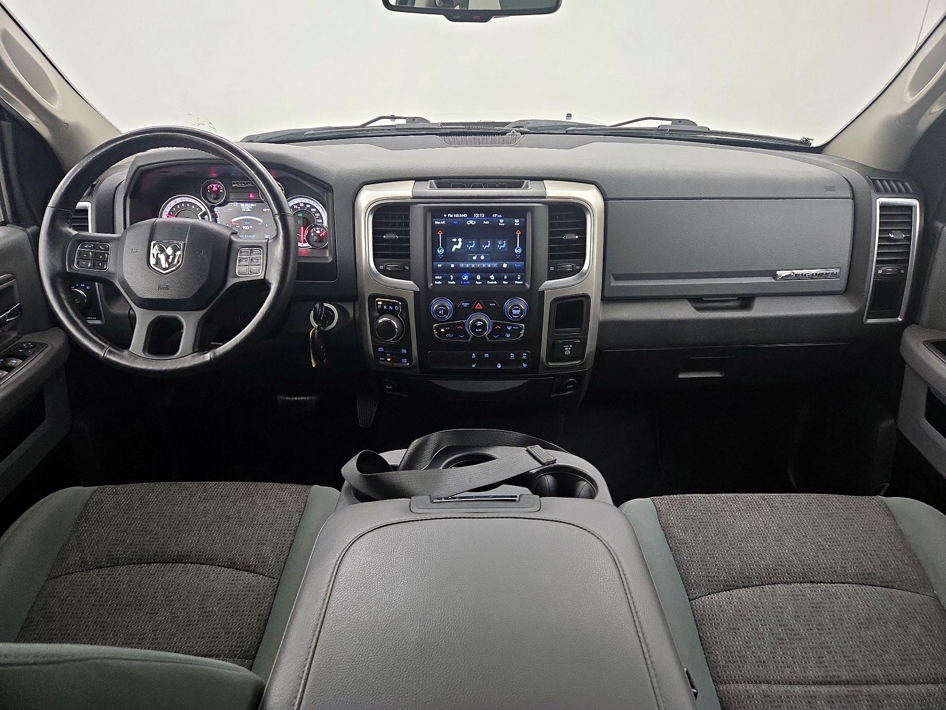 Thumbnail: 2019 RAM 1500 Classic - 9