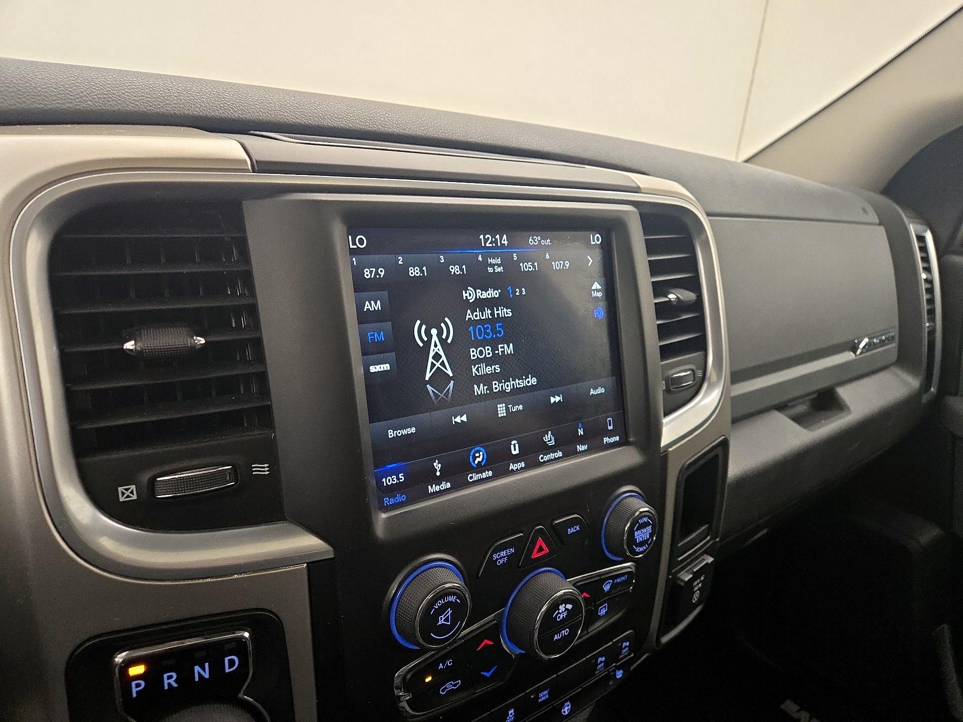 Thumbnail: 2019 RAM 1500 Classic - 16