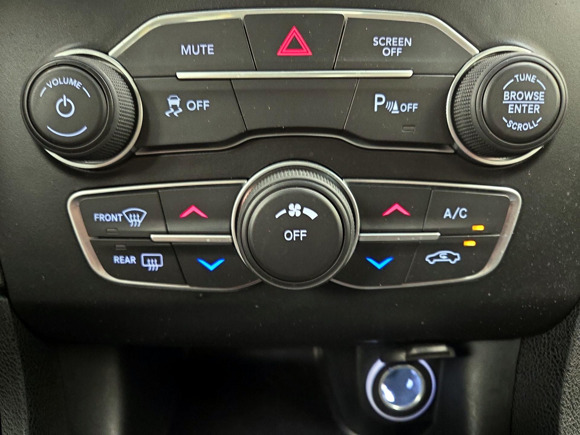 Thumbnail: 2023 Dodge Charger - 16