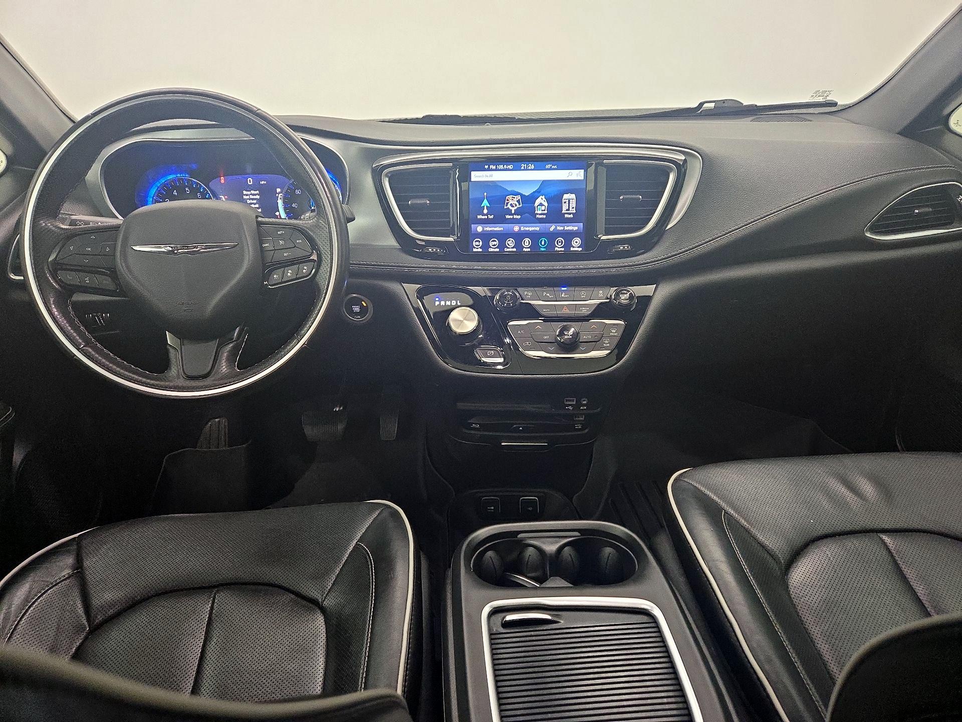 Thumbnail: 2020 Chrysler Pacifica - 9