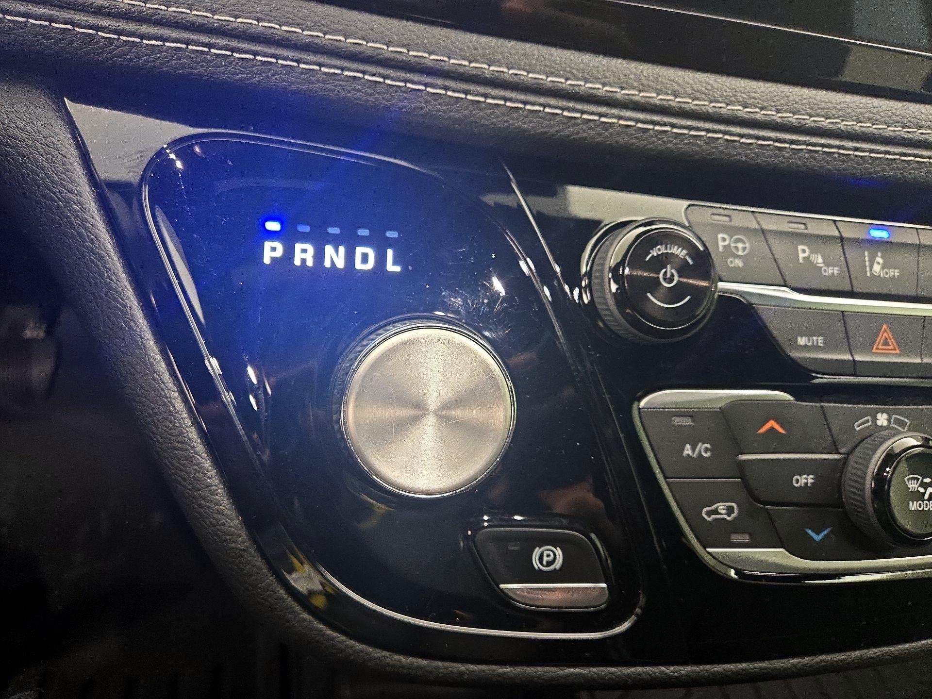 Thumbnail: 2020 Chrysler Pacifica - 18