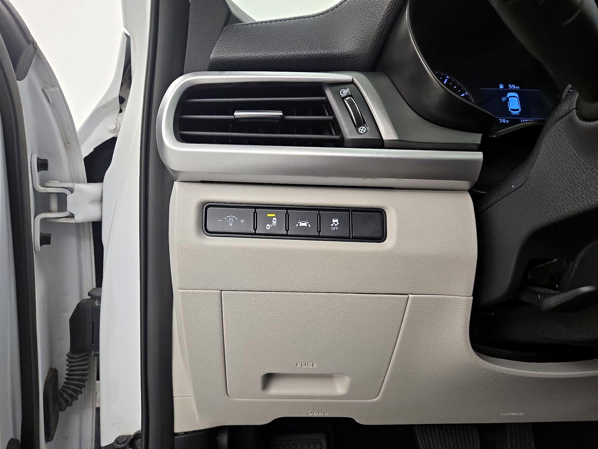 Thumbnail: 2020 Kia Telluride - 13