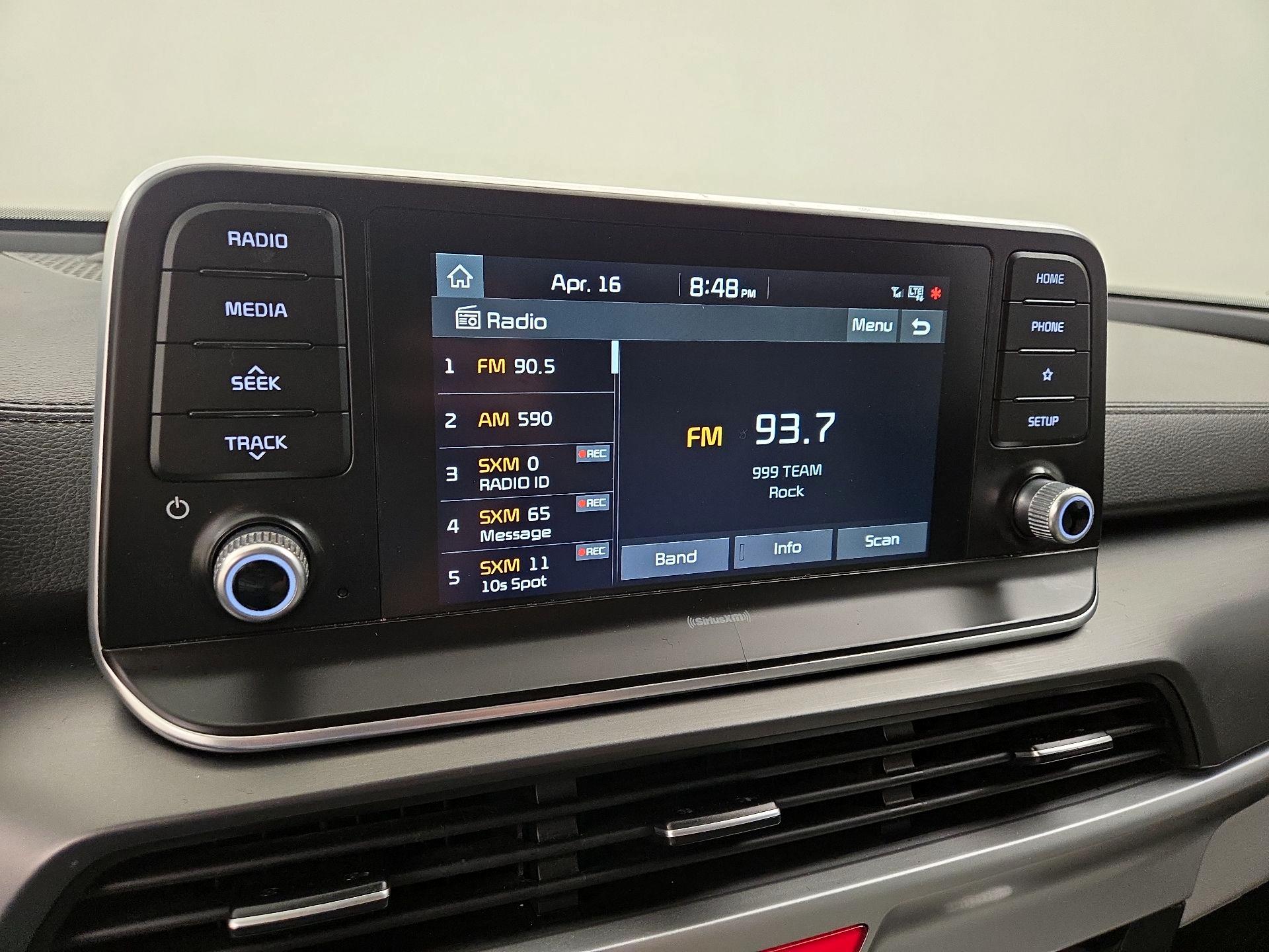 Thumbnail: 2020 Kia Telluride - 15