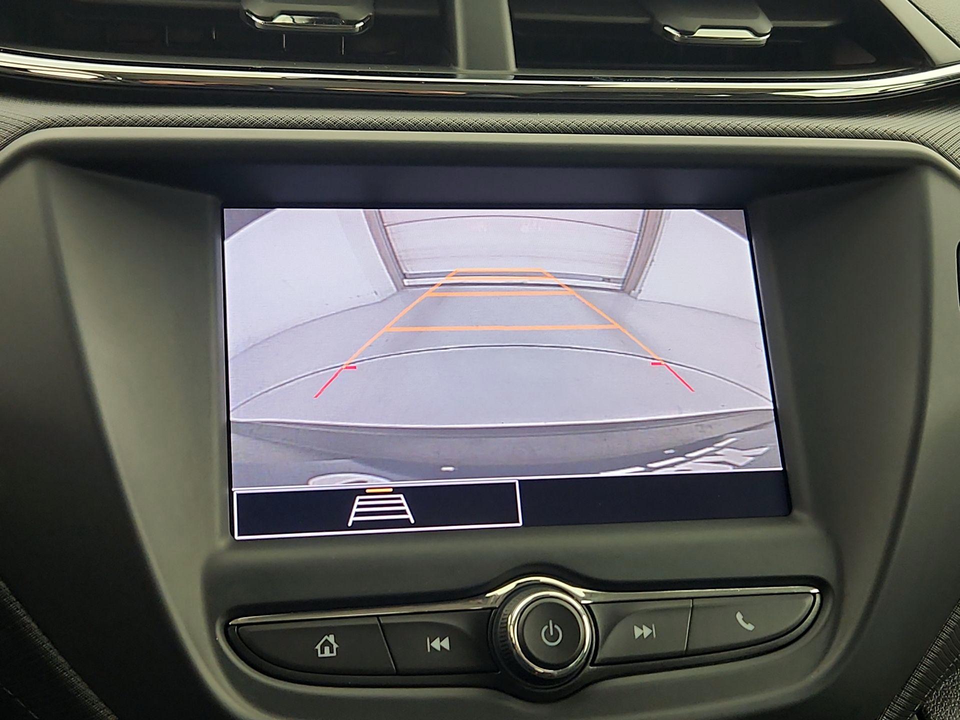 Thumbnail: 2023 Chevrolet TrailBlazer - 14