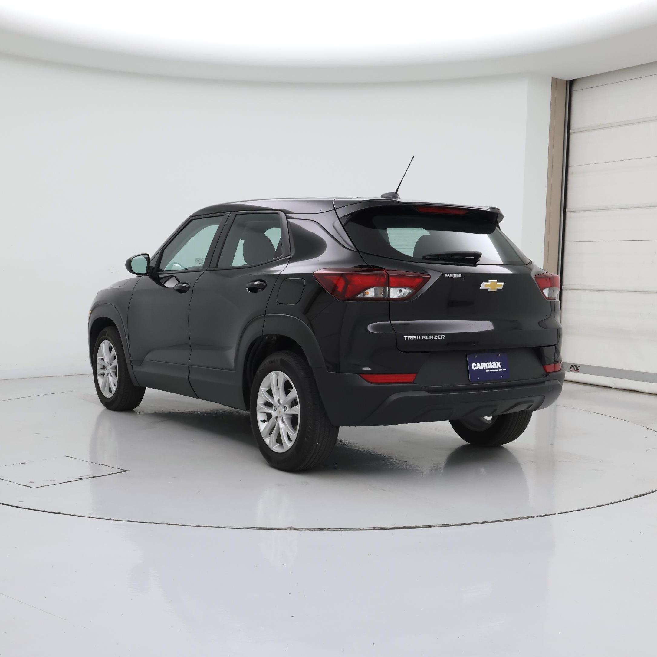 Thumbnail: 2023 Chevrolet TrailBlazer - 2