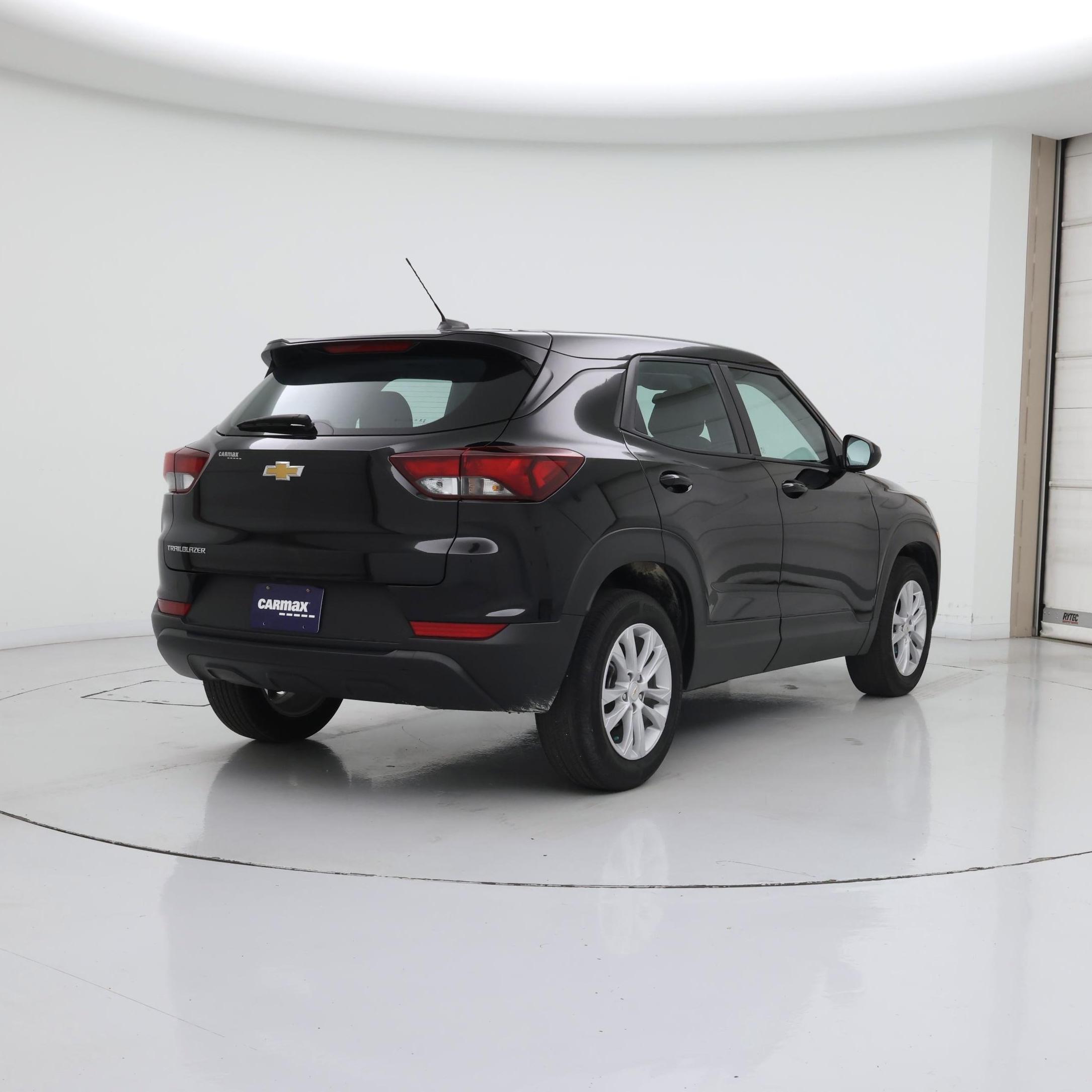 Thumbnail: 2023 Chevrolet TrailBlazer - 8