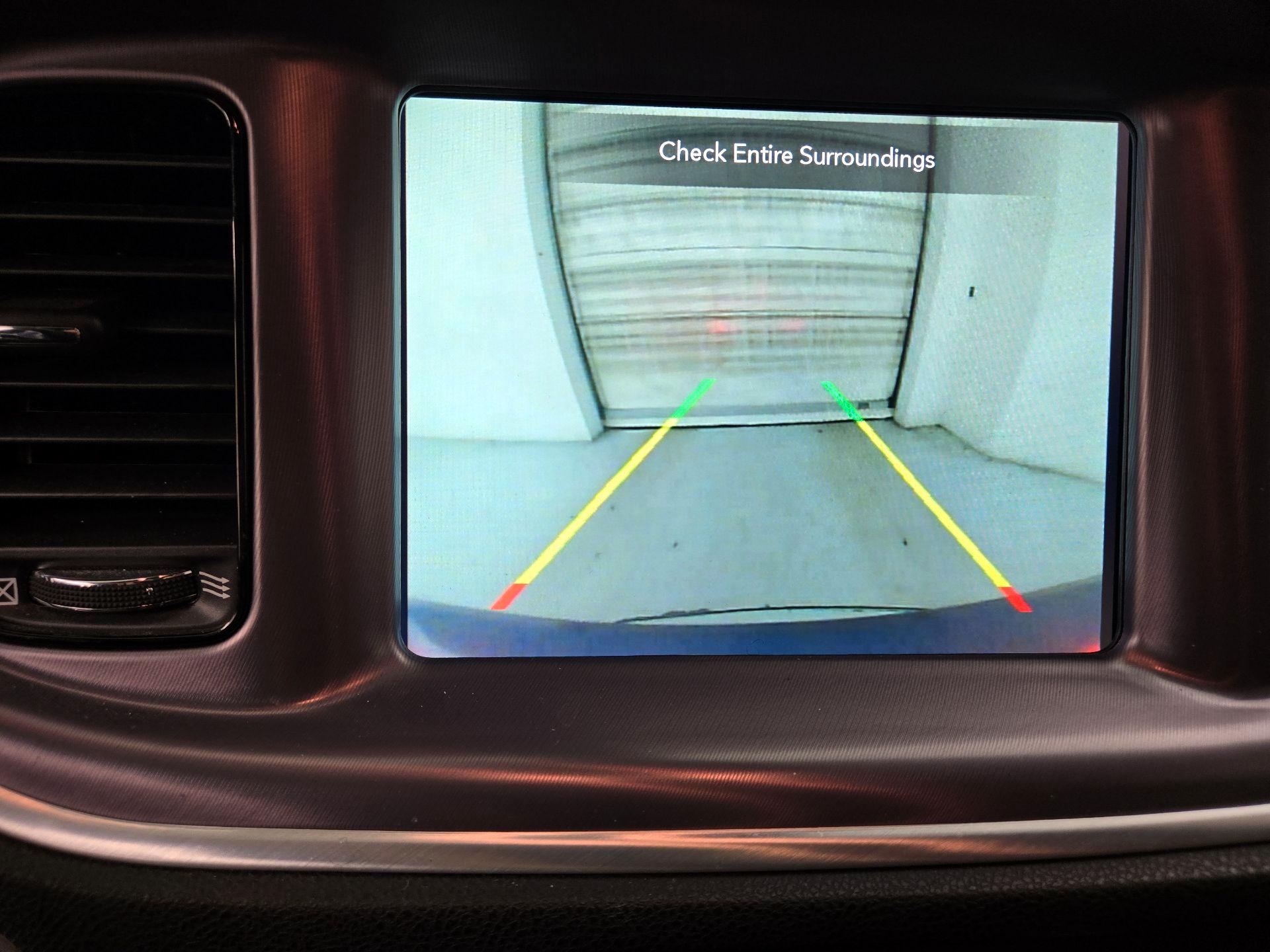 Thumbnail: 2020 Dodge Charger - 15