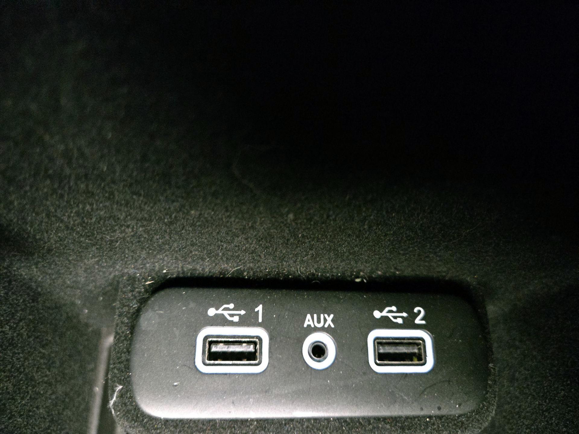 Thumbnail: 2020 Dodge Charger - 19