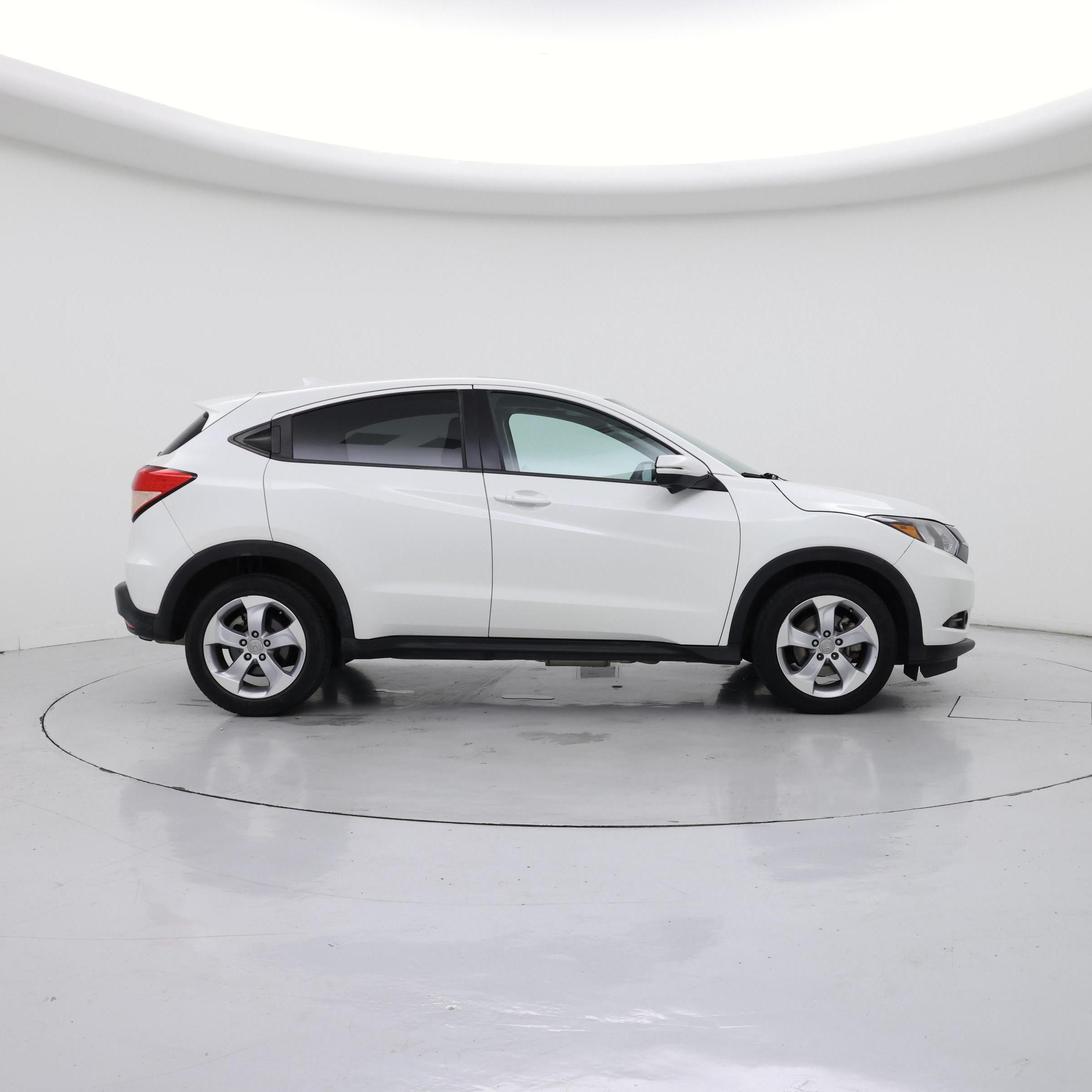 Thumbnail: 2016 Honda HR-V - 7