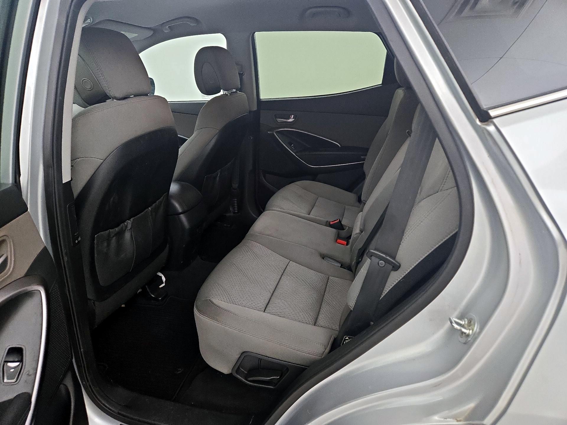 Thumbnail: 2017 Hyundai Santa Fe - 19