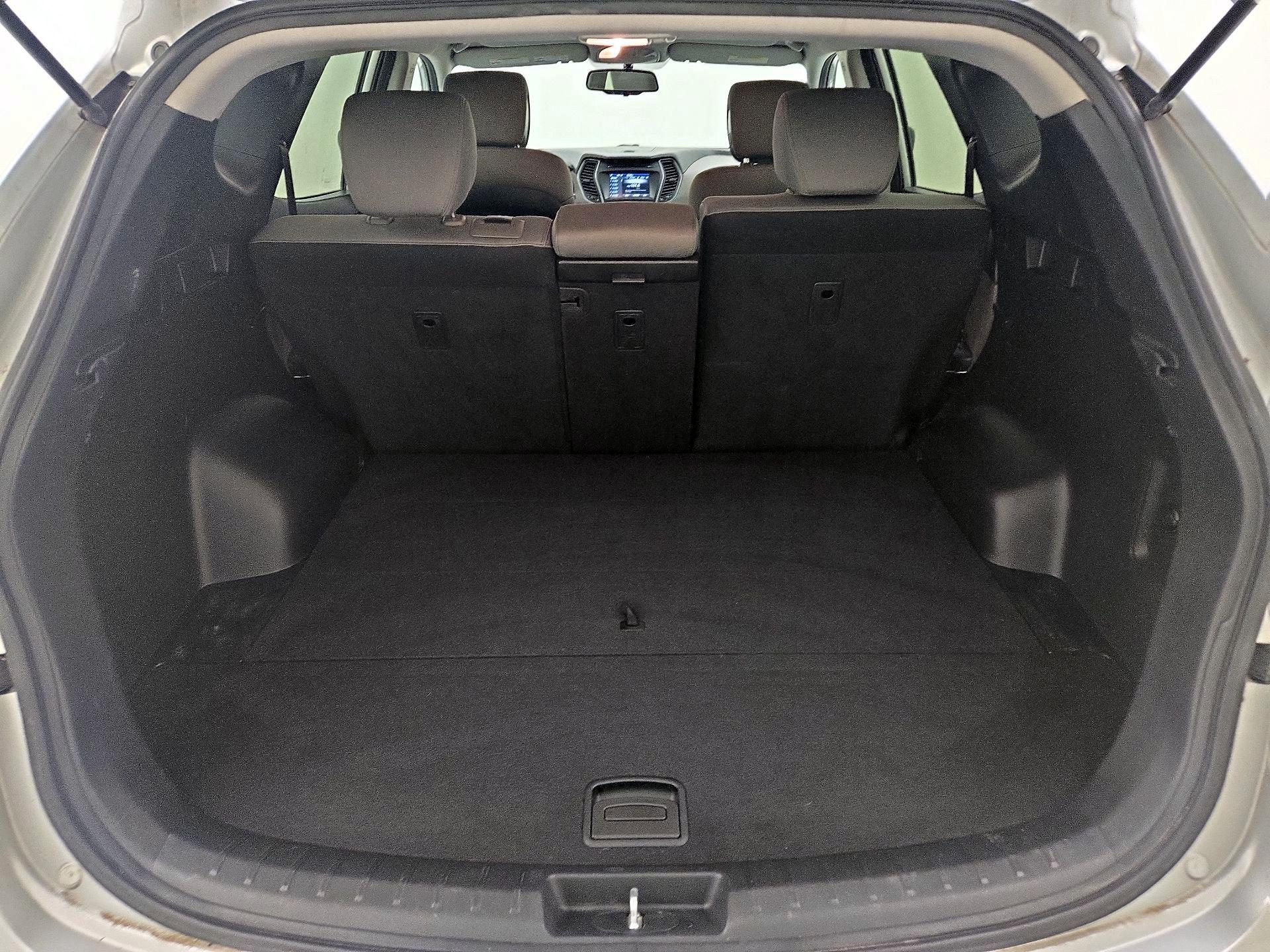 Thumbnail: 2017 Hyundai Santa Fe - 20