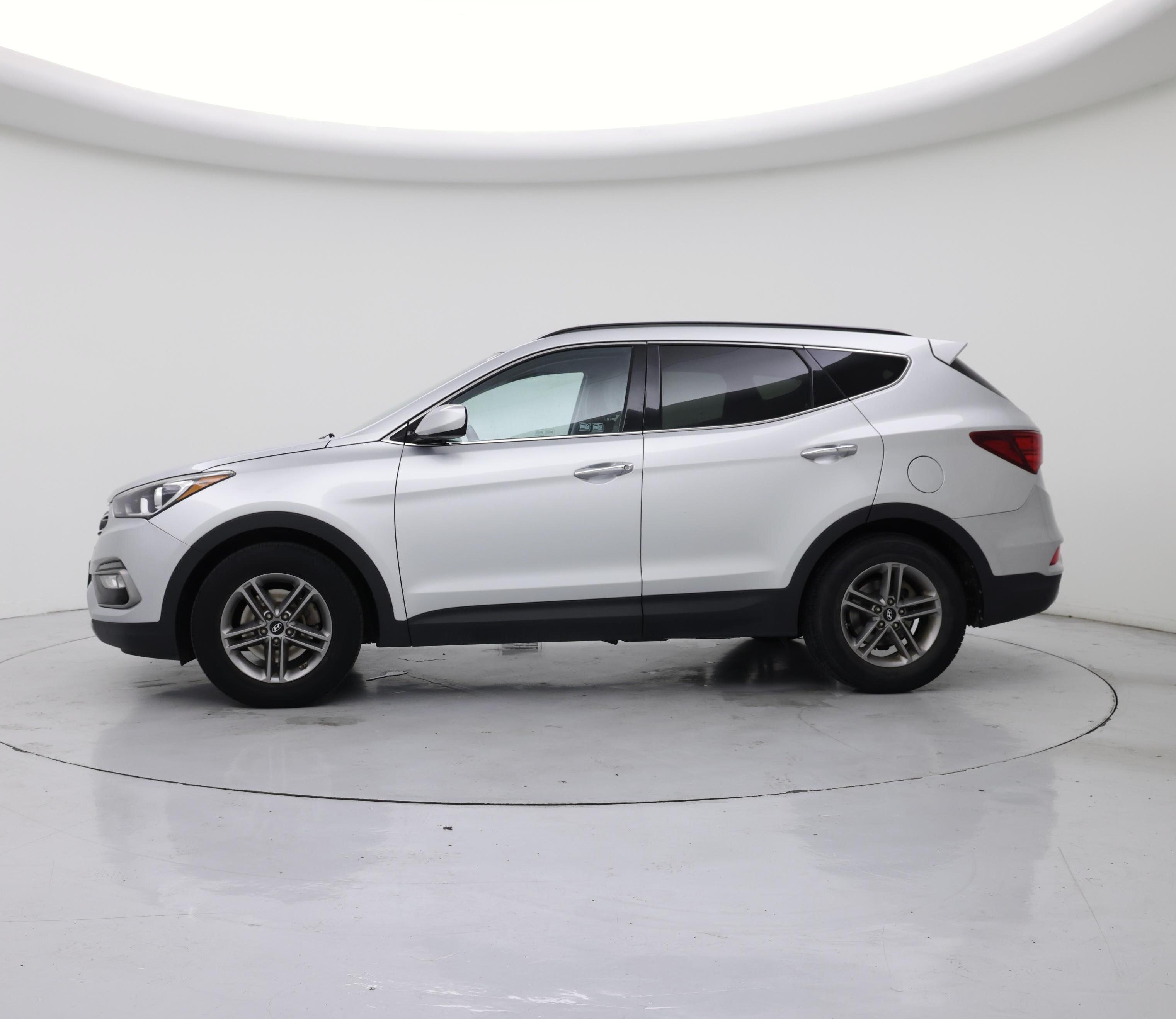 Thumbnail: 2017 Hyundai Santa Fe - 3