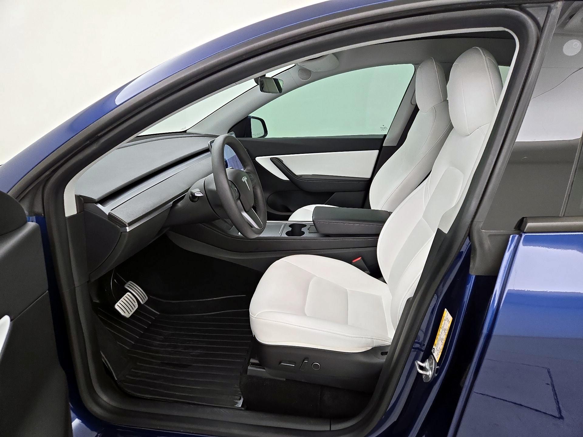 Thumbnail: 2021 Tesla Model Y - 11